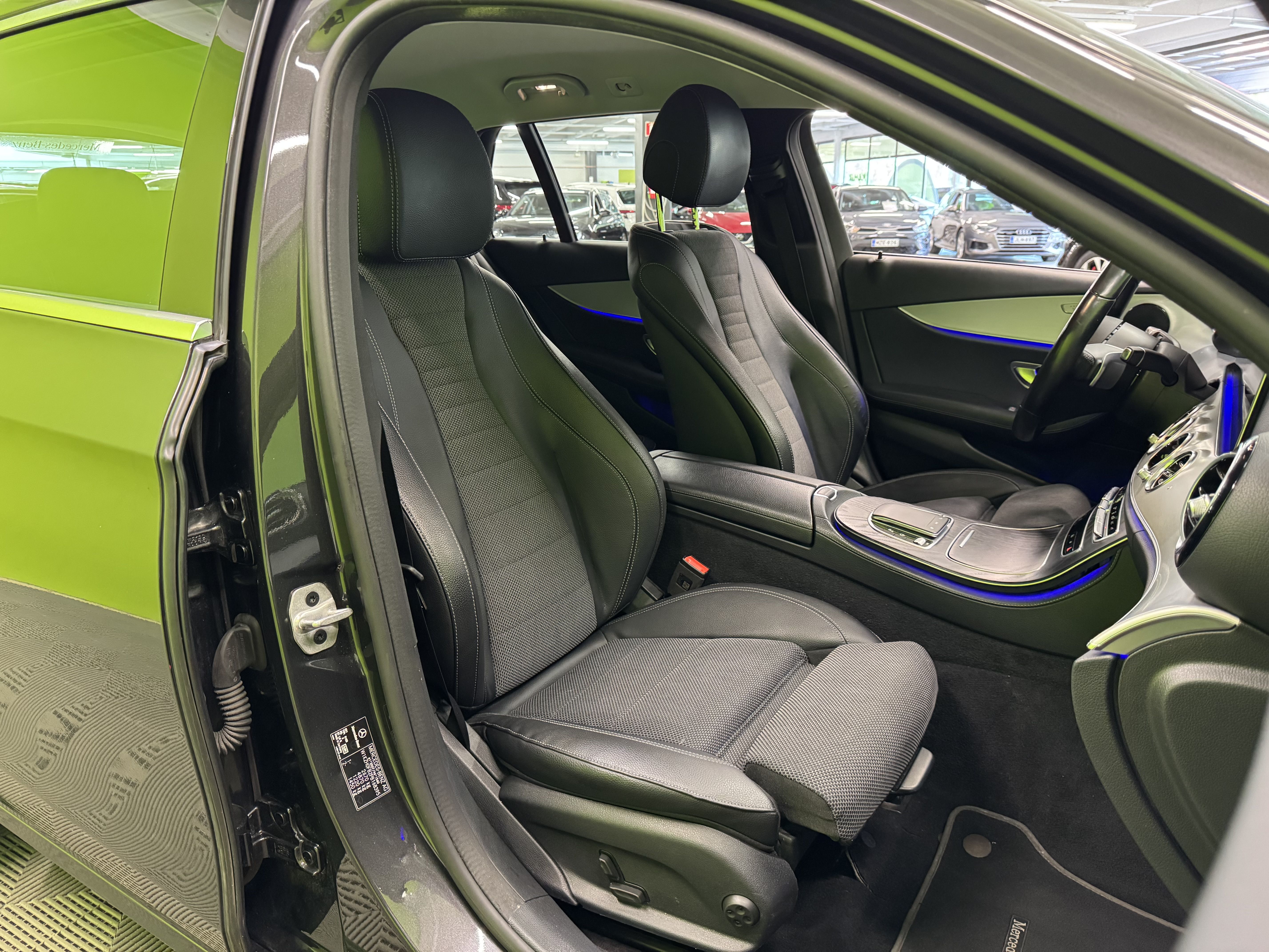 Mercedes-Benz E 2023