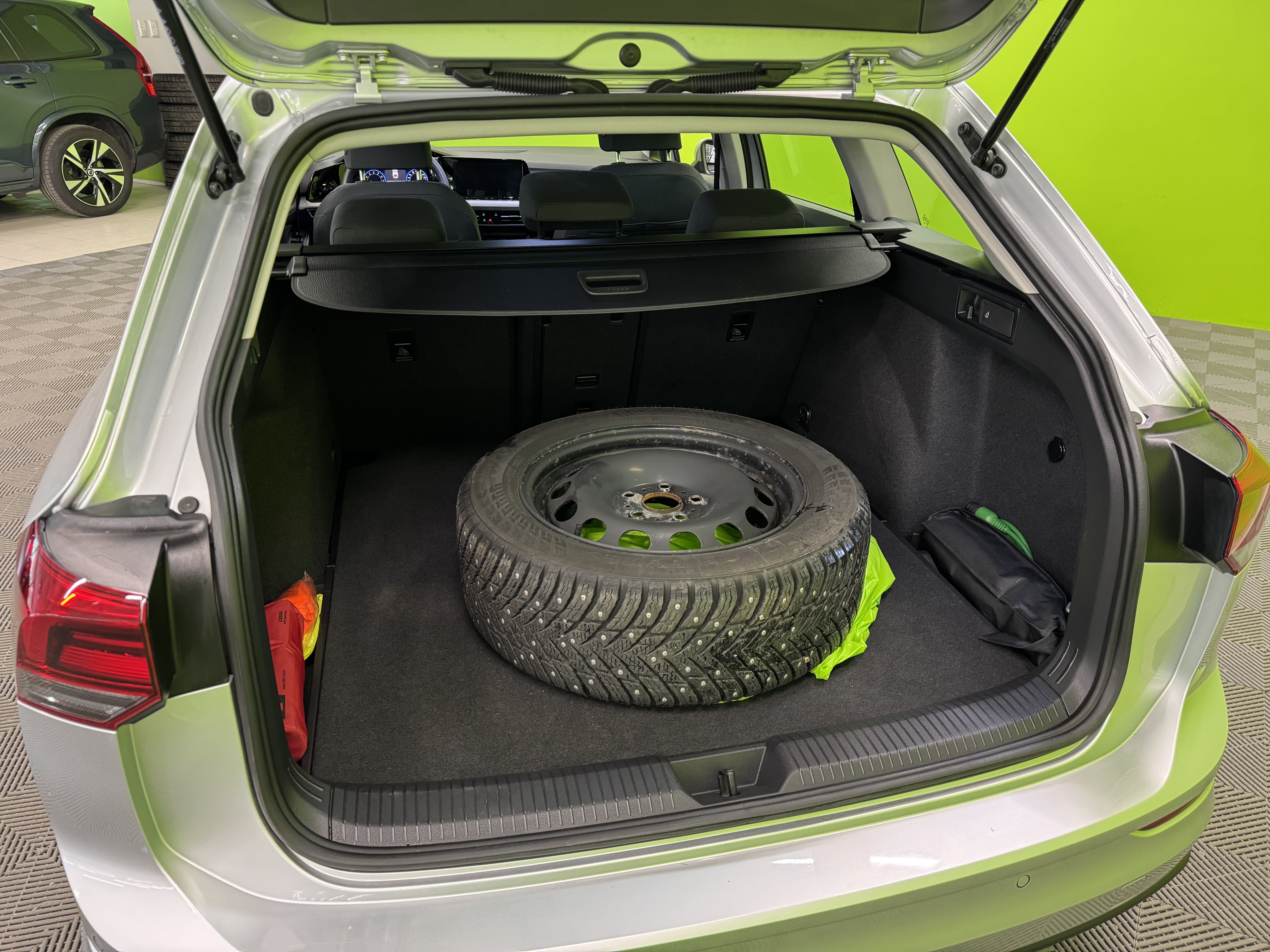 Volkswagen Golf 2024