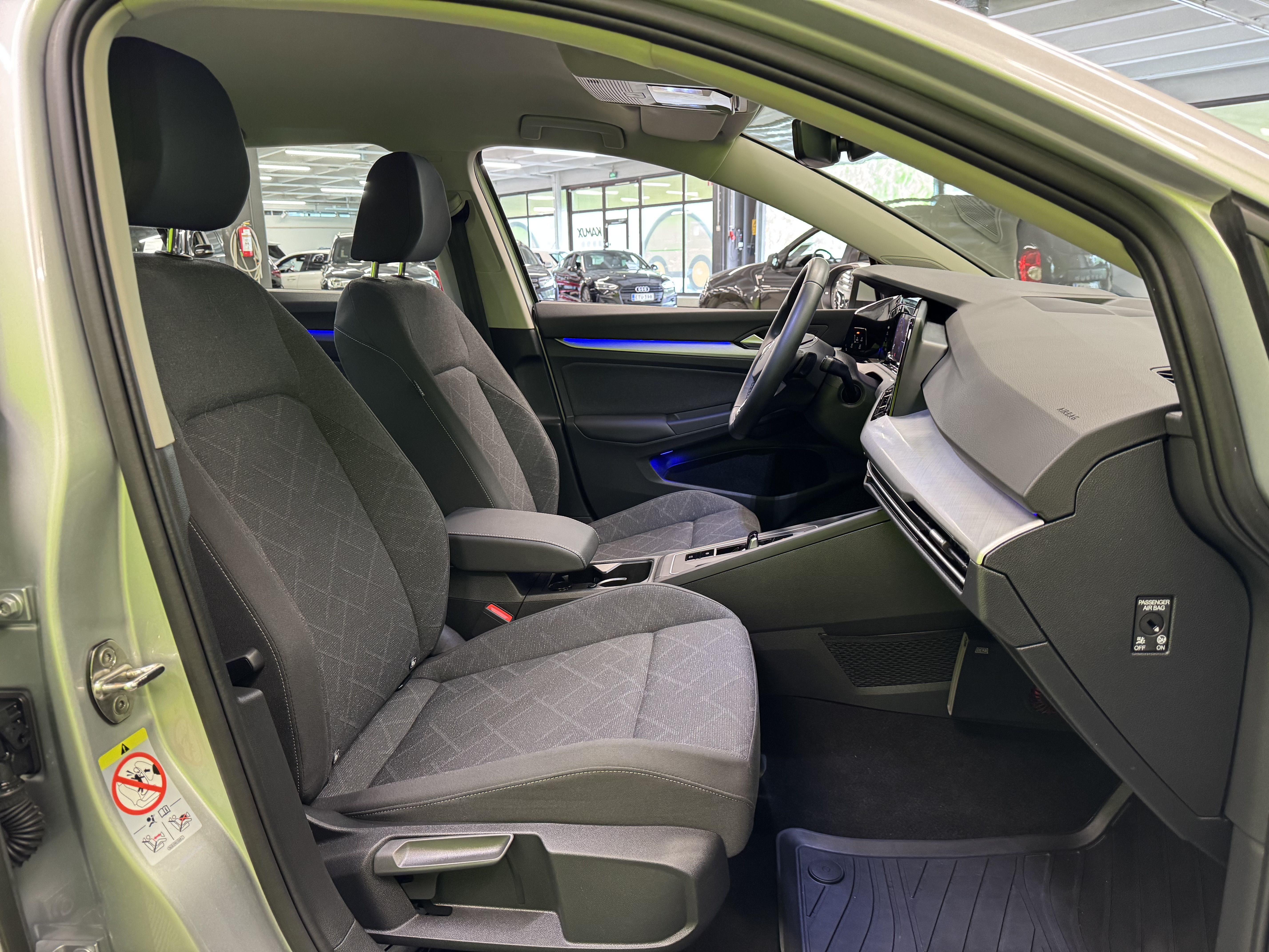 Volkswagen Golf 2024