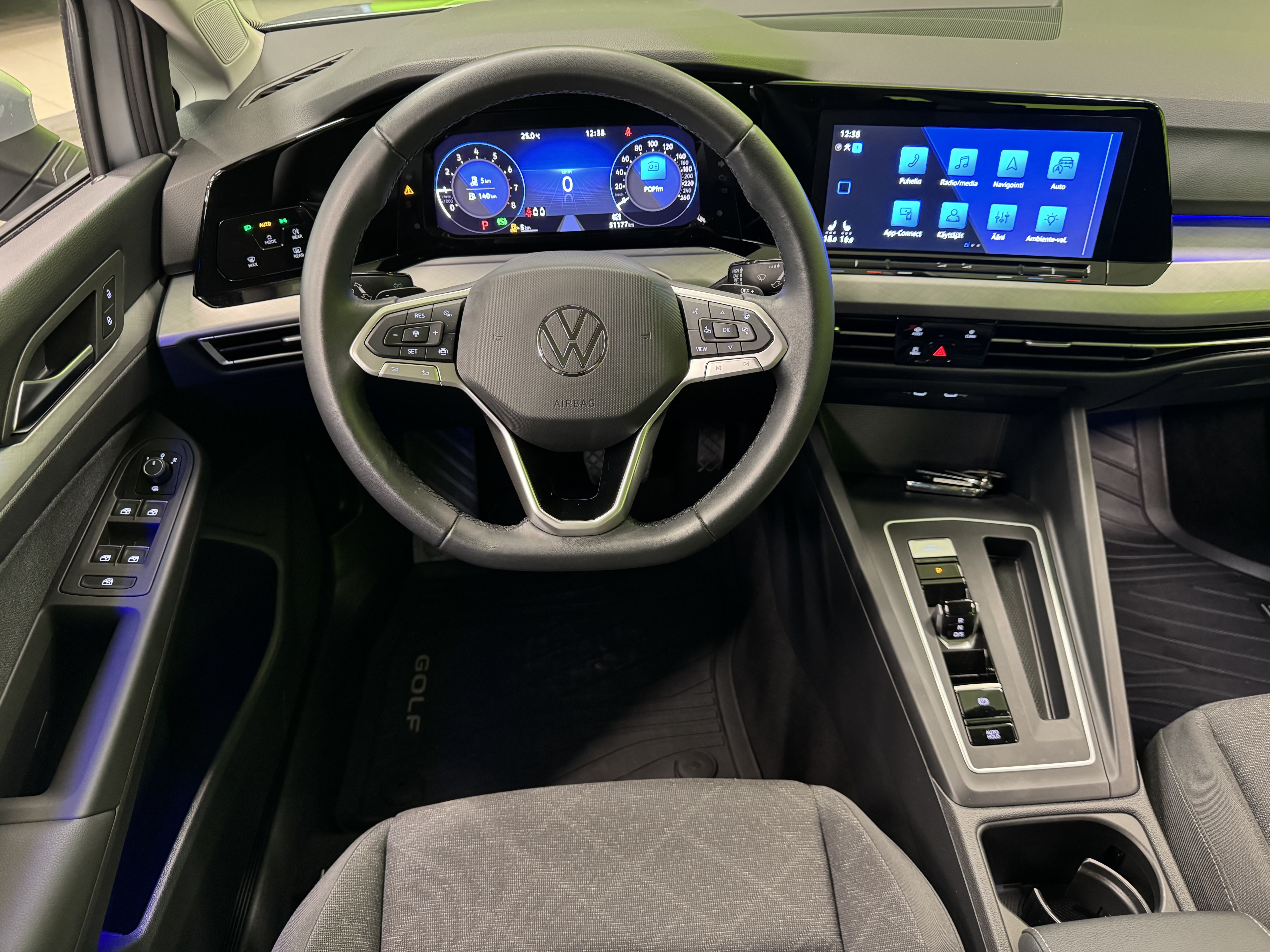Volkswagen Golf 2024