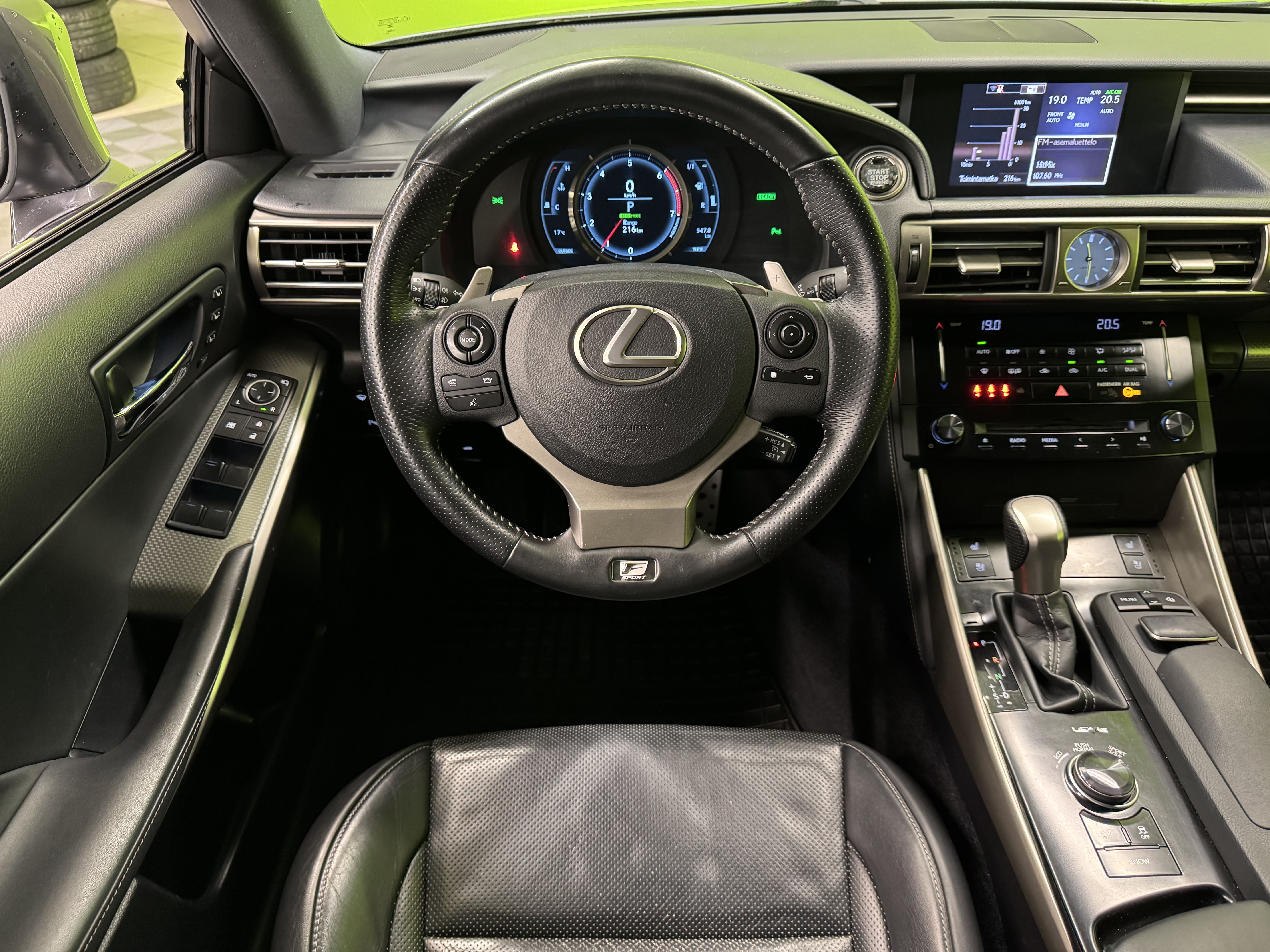 Lexus IS 2014