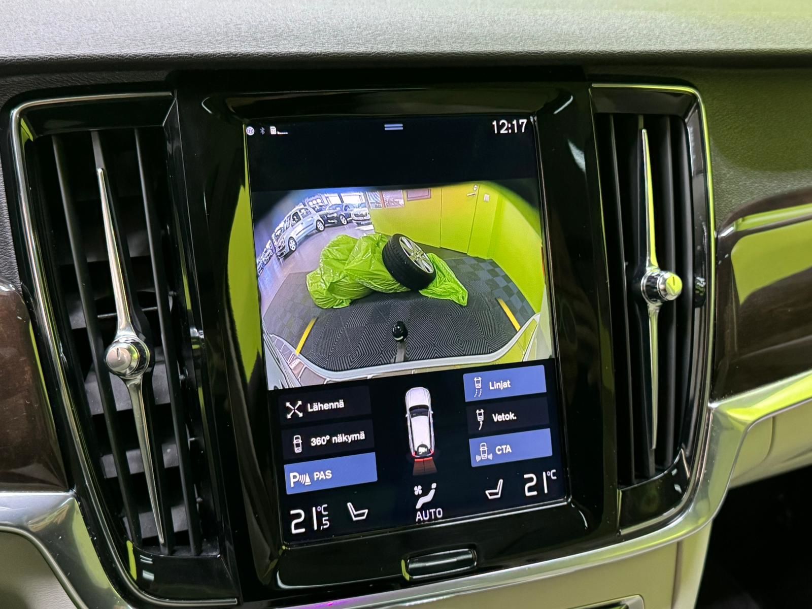 Volvo V90 2017