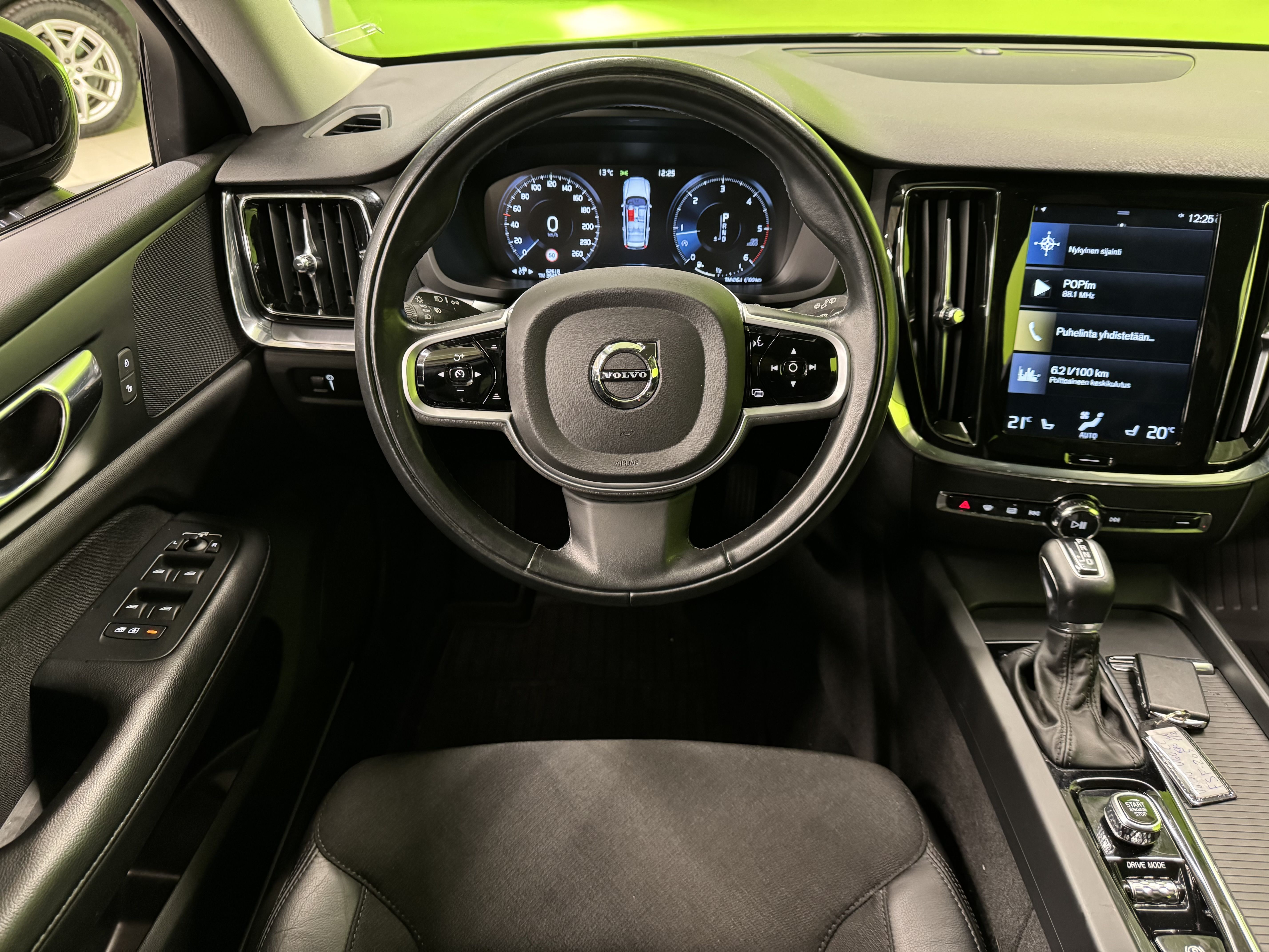 Volvo V60 Cross Country 2020