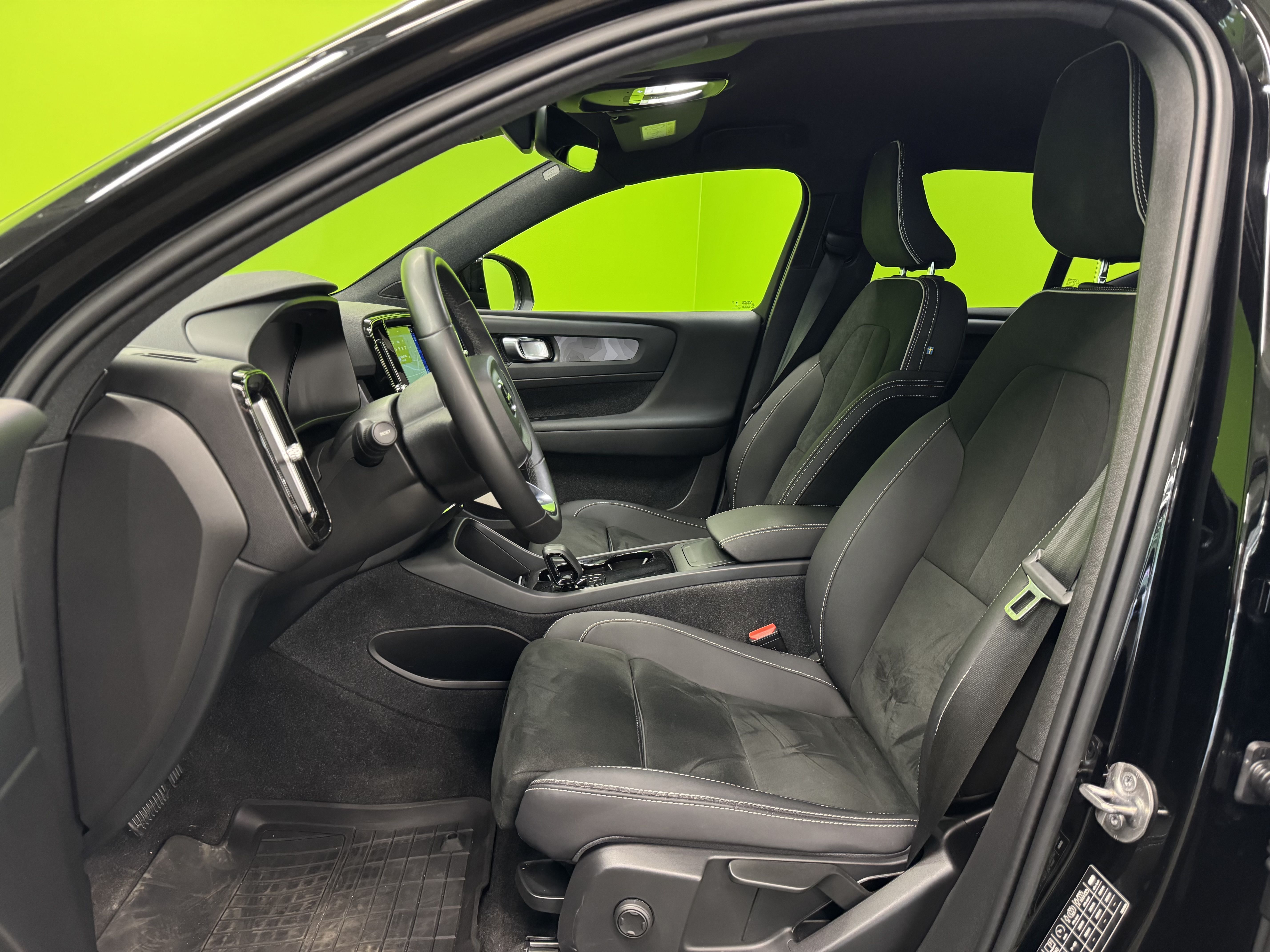 Volvo XC40 2023