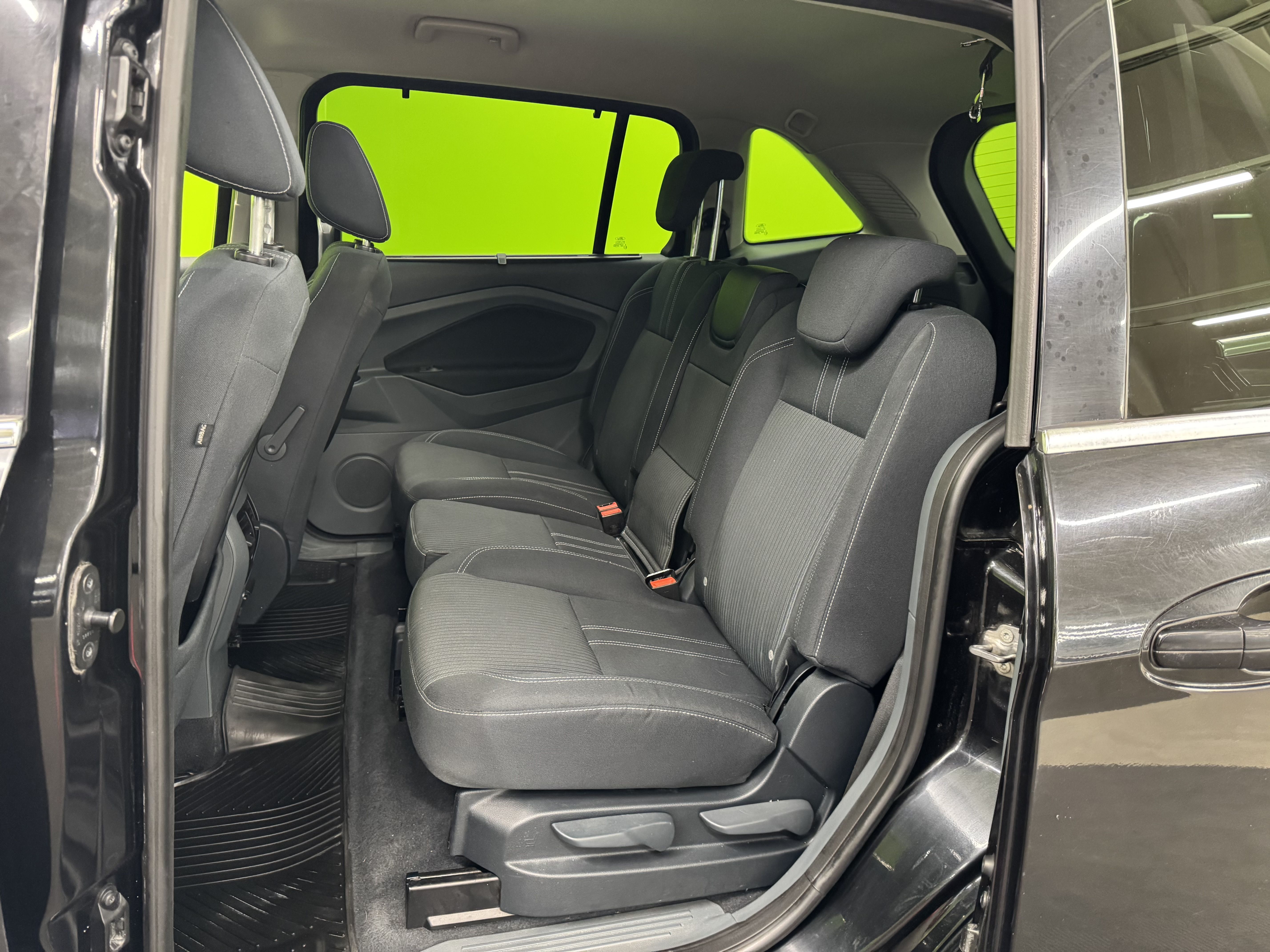 Ford C-MAX Grand 2012