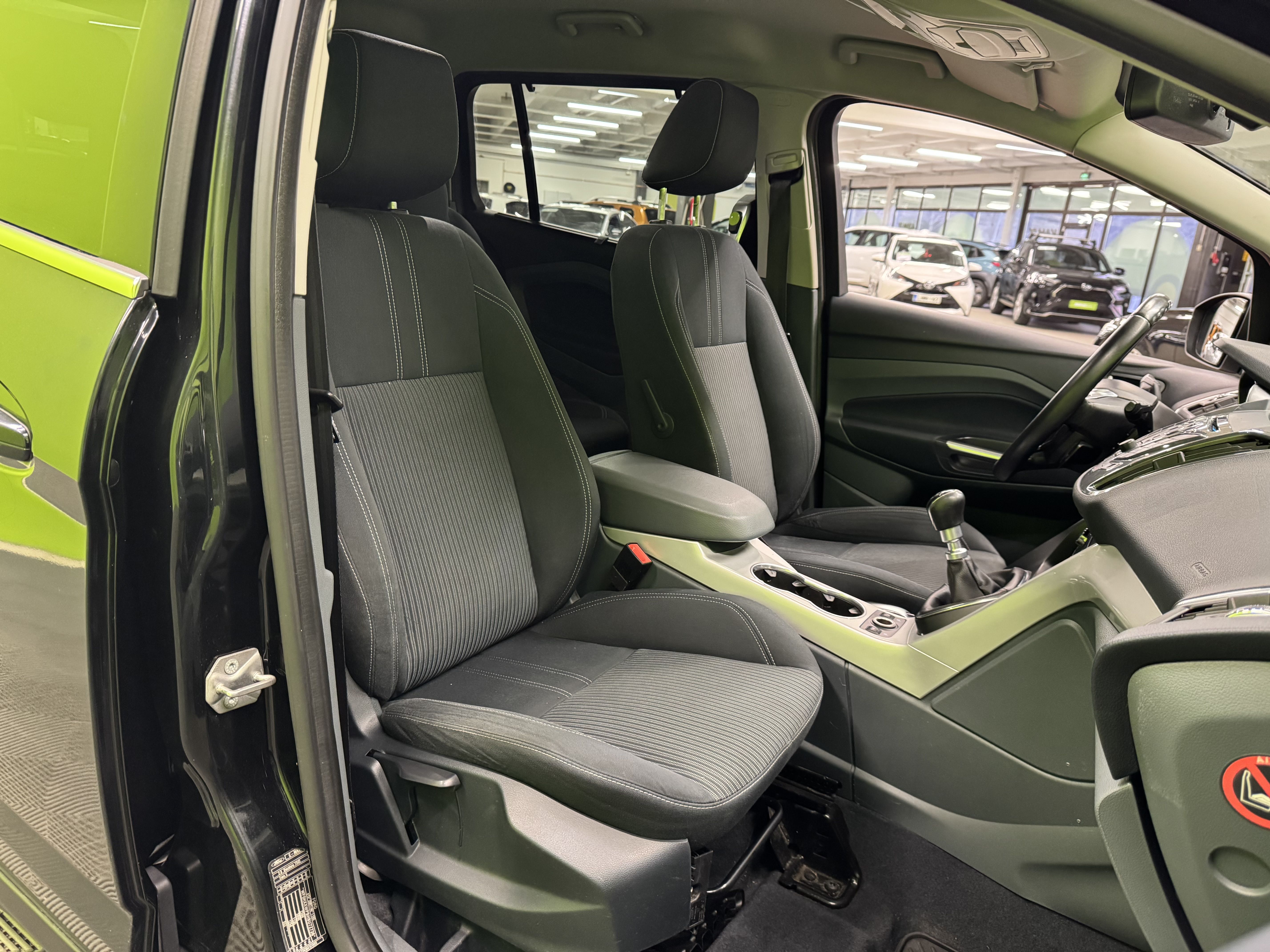 Ford C-MAX Grand 2012