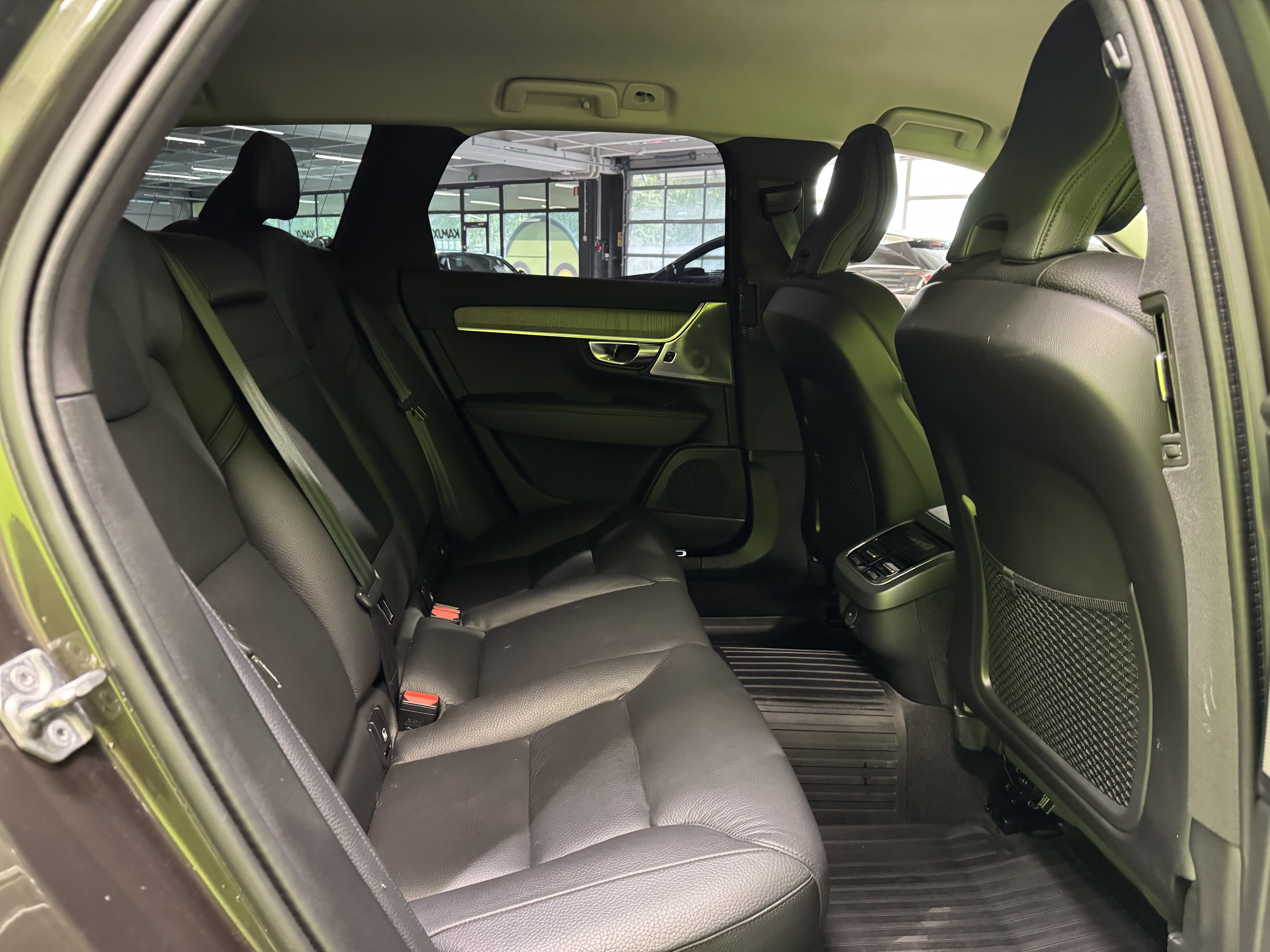 Volvo V90 Cross Country 2021