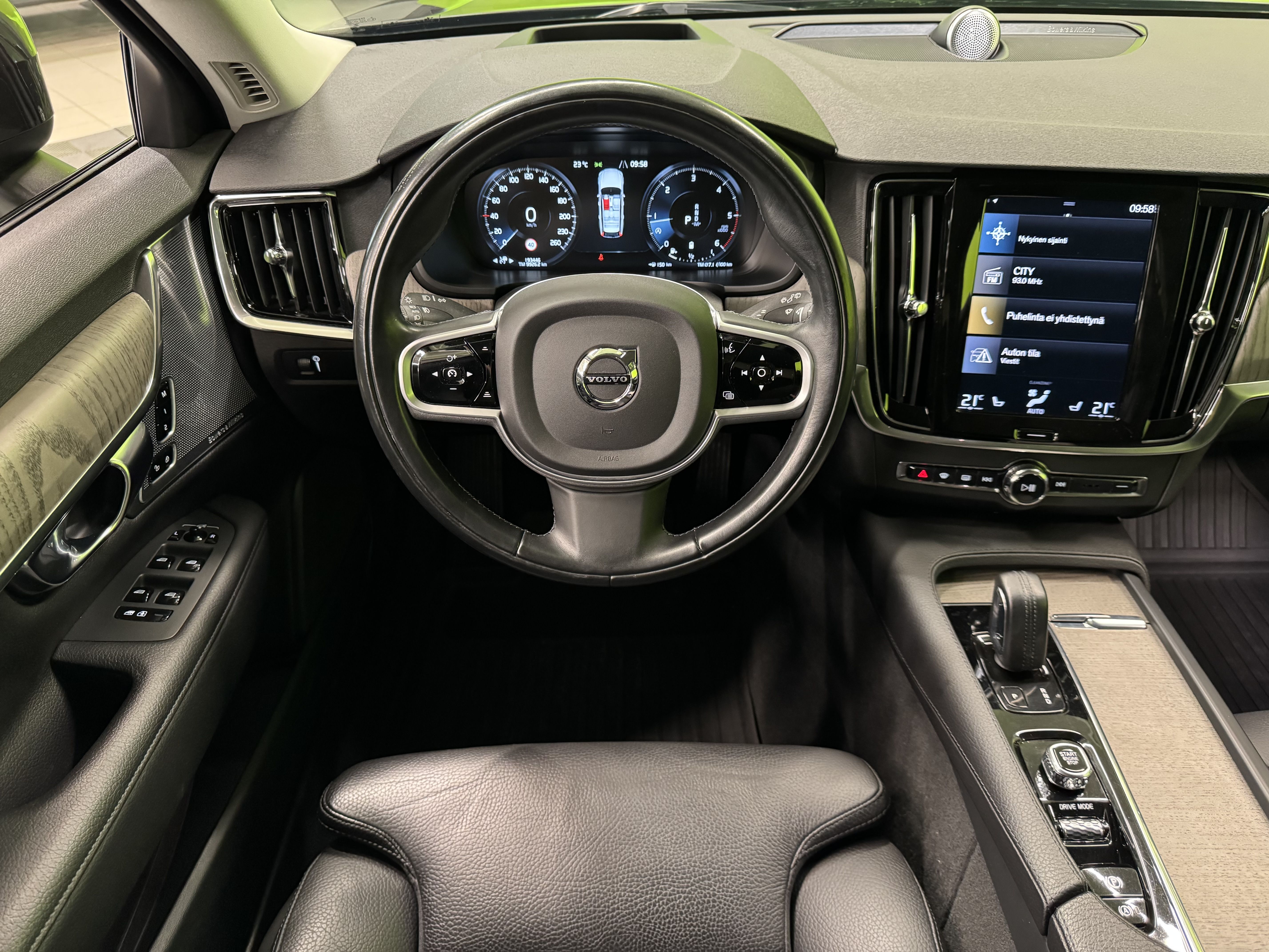 Volvo V90 Cross Country 2021