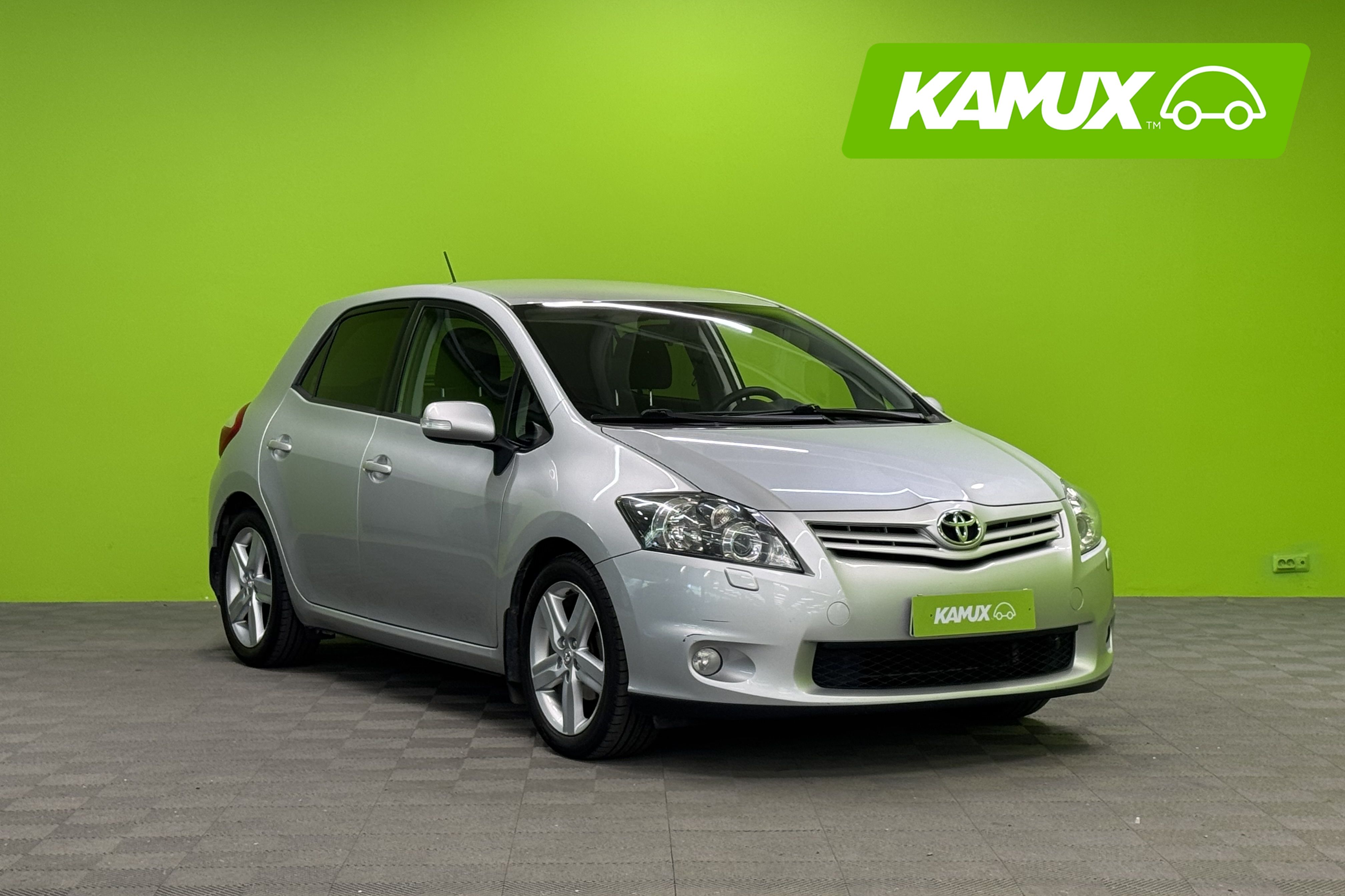 Toyota Auris 2012
