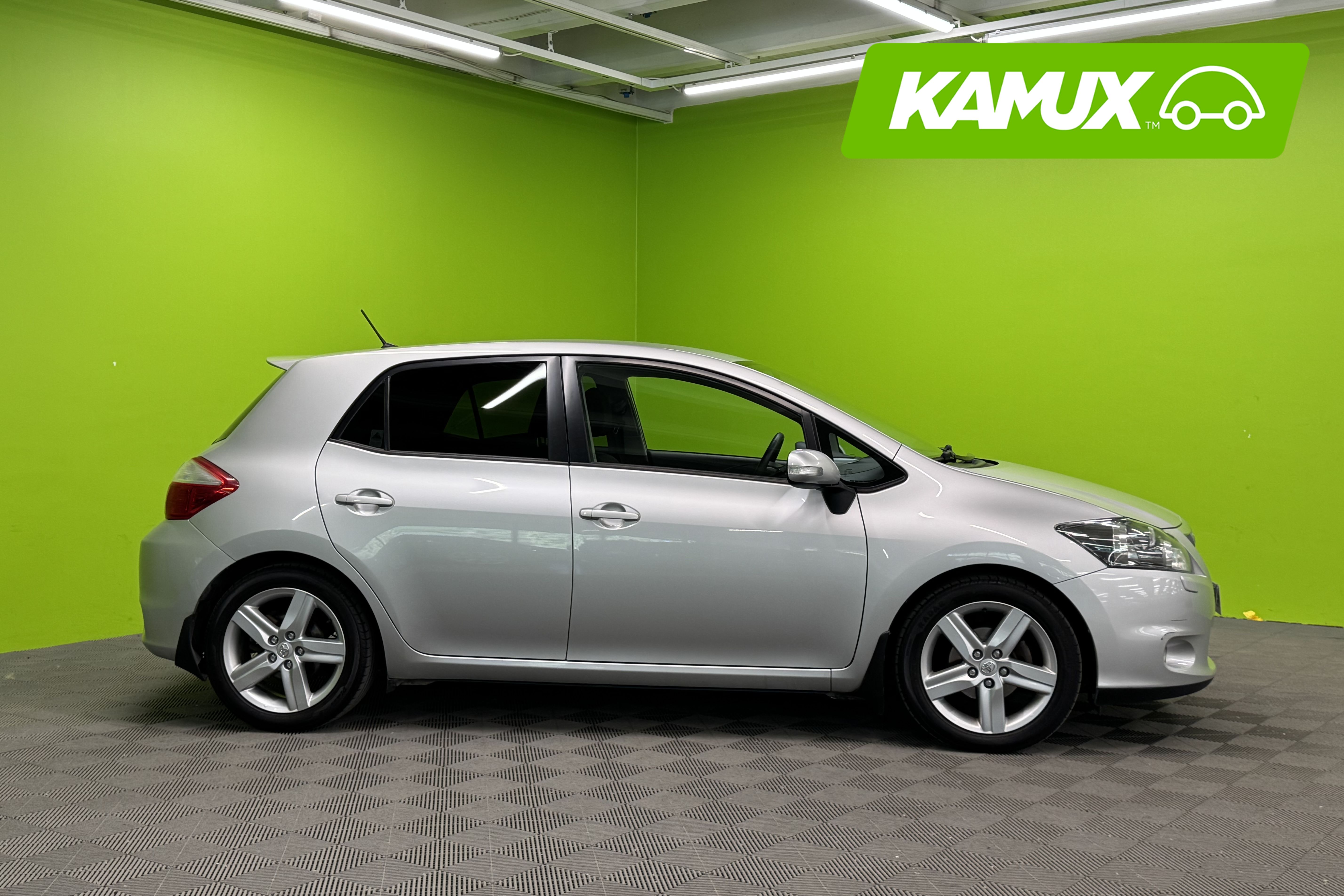 Toyota Auris 2012