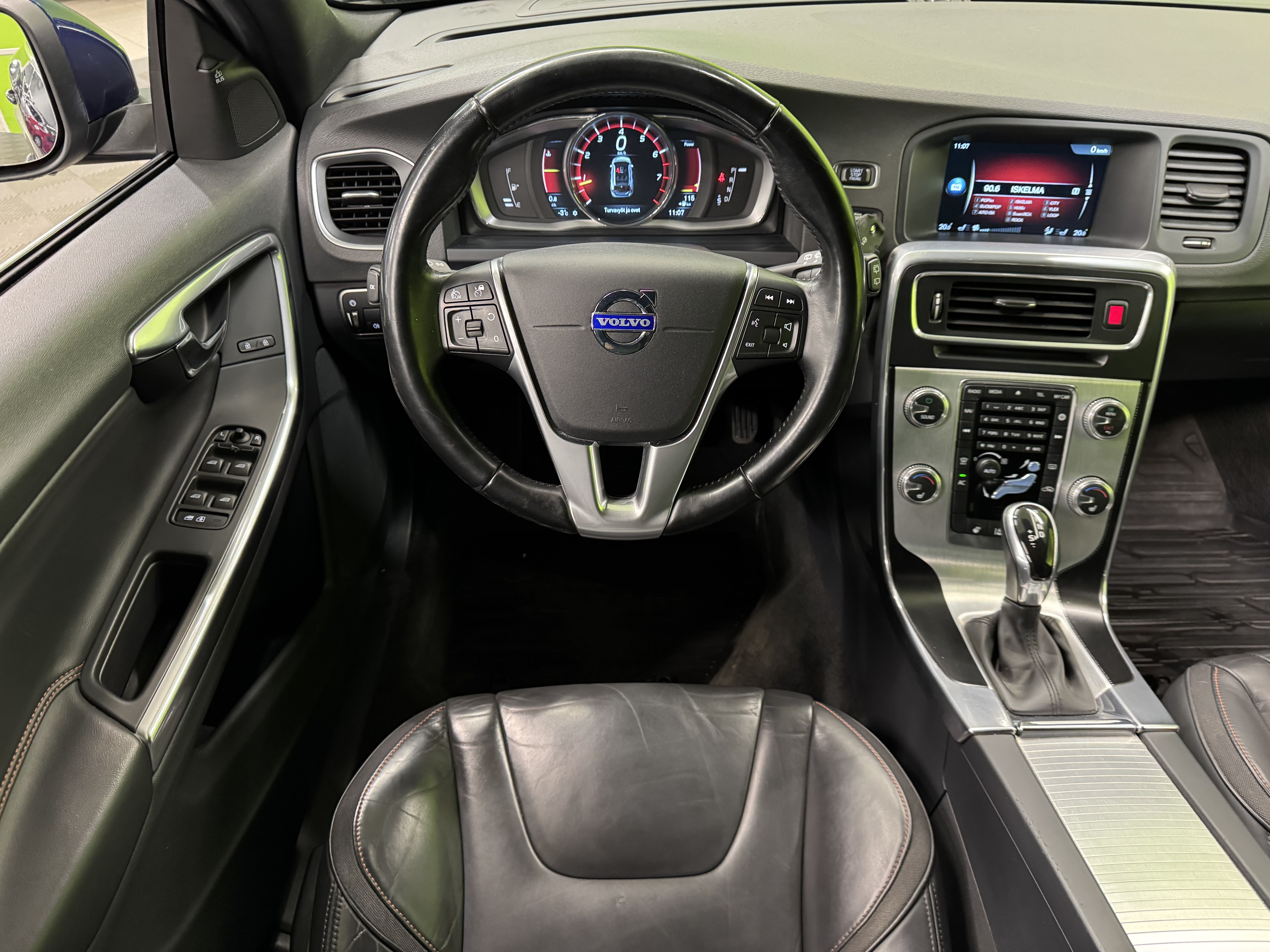 Volvo V60 2015