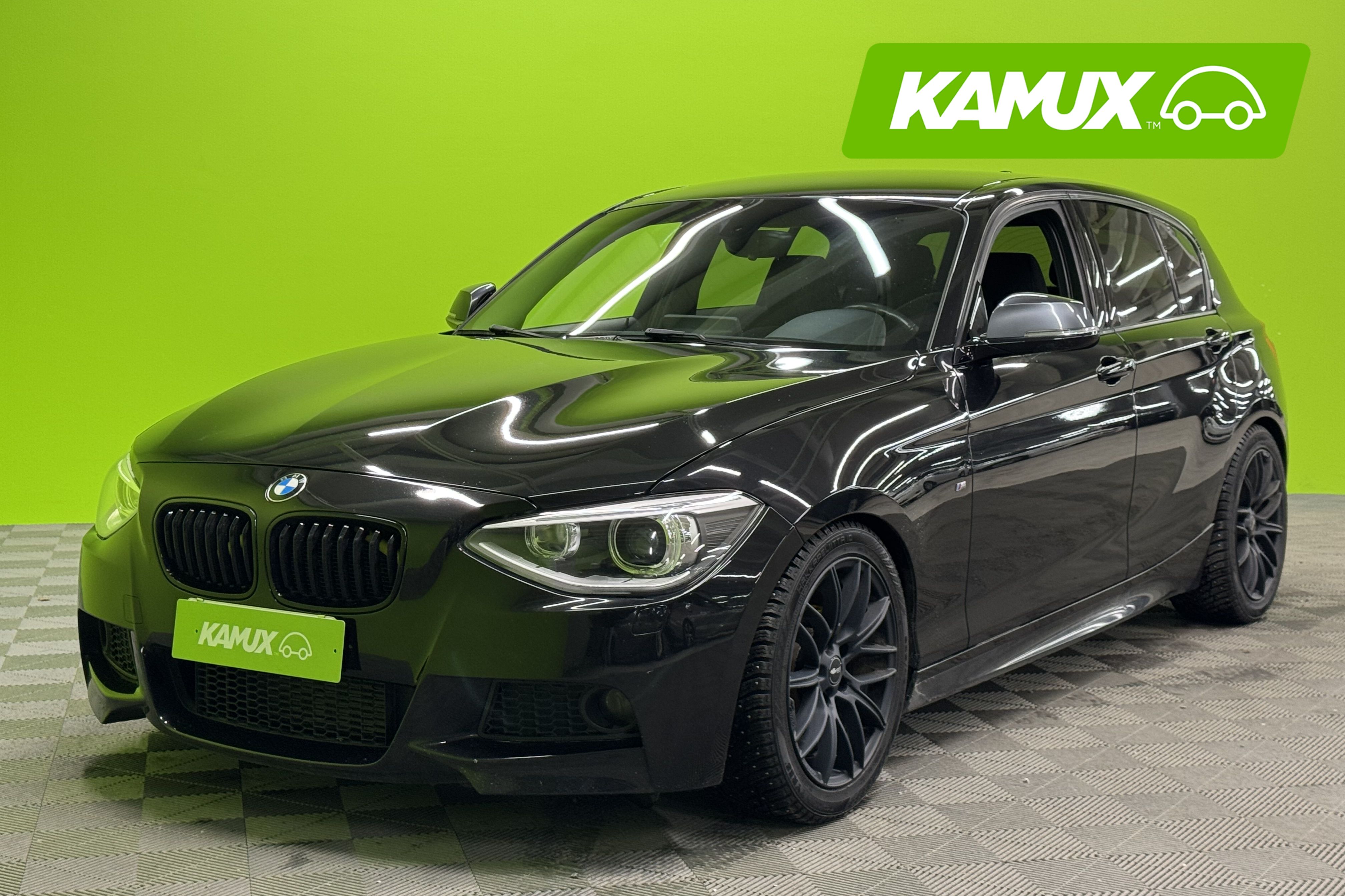 BMW 118 2015