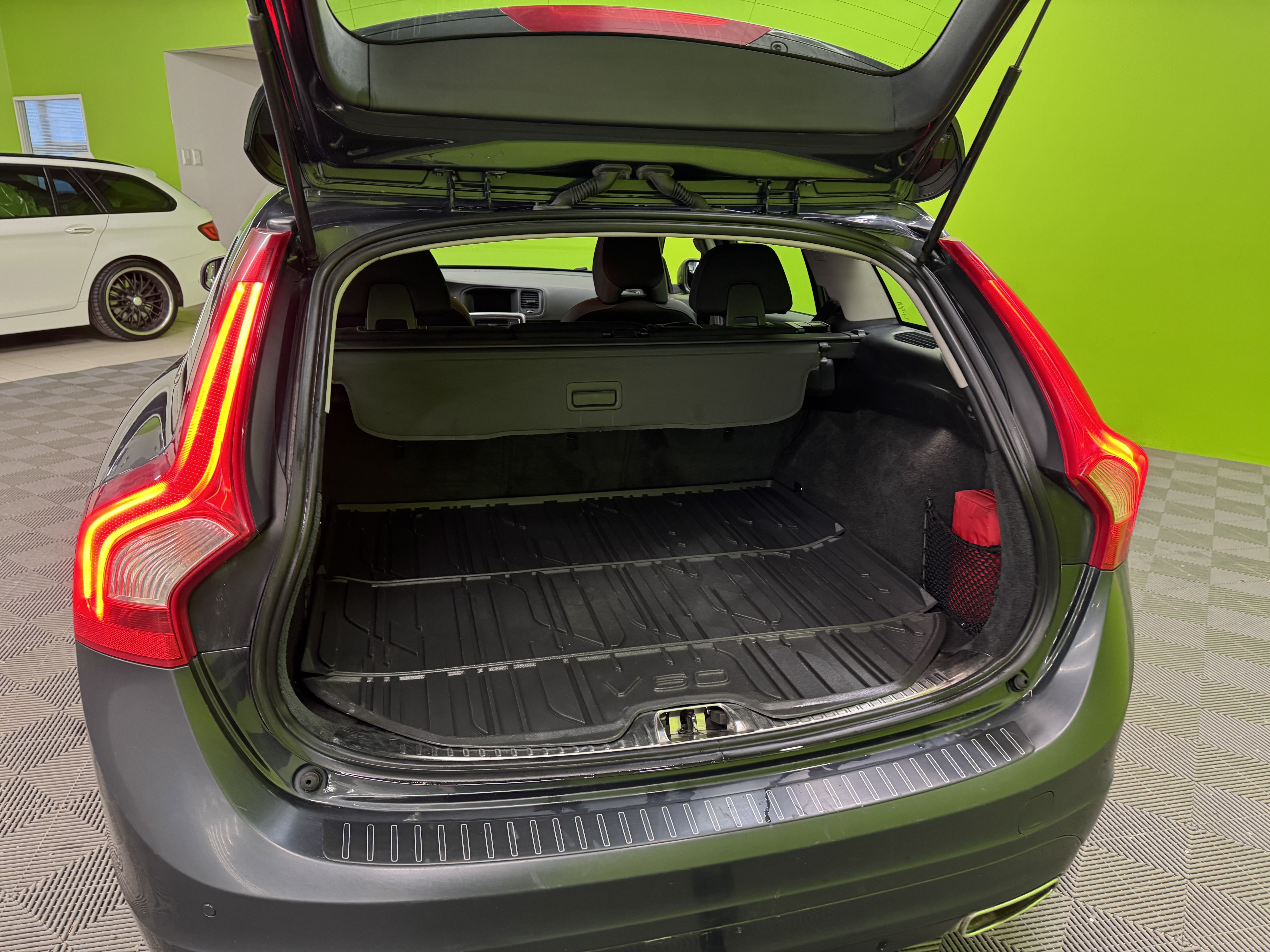 Volvo V60 2015