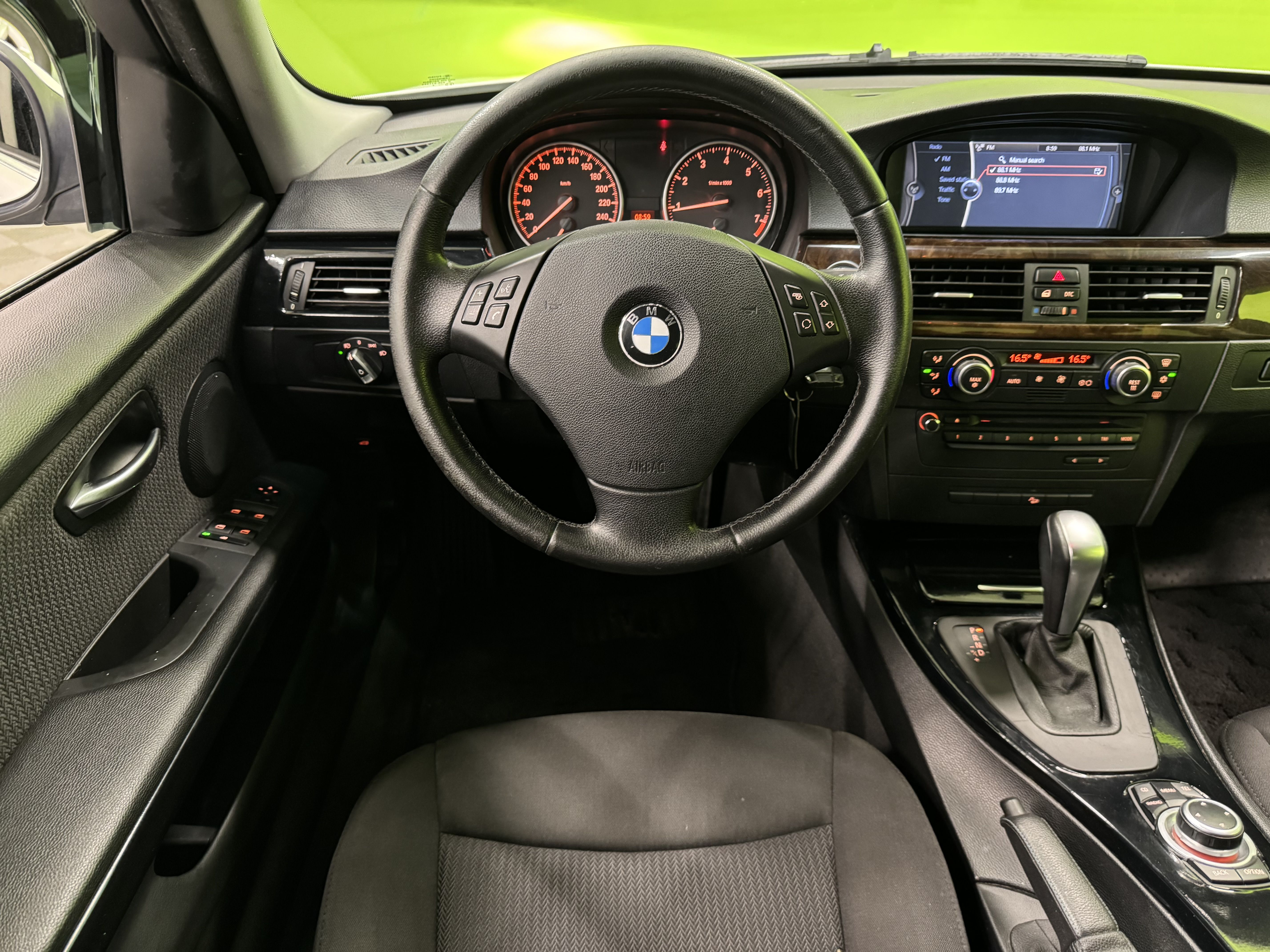 BMW 325 2009