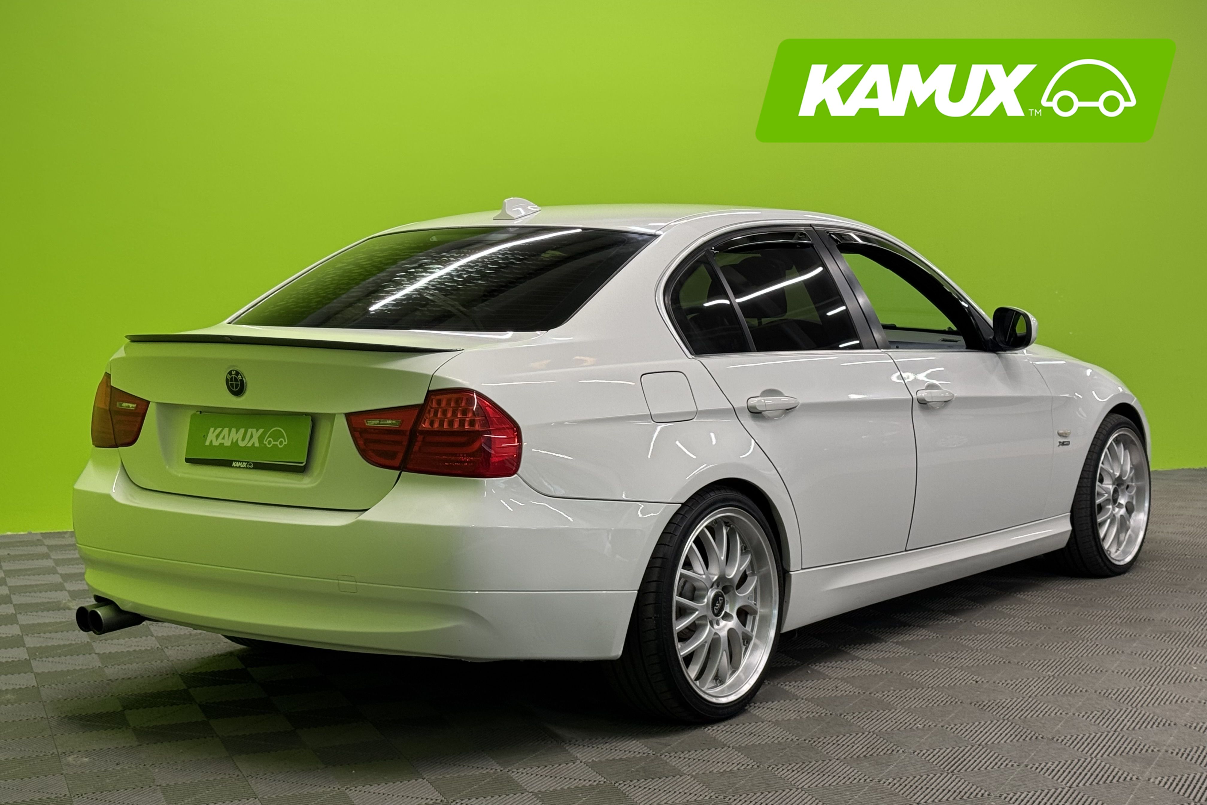 BMW 325 2009