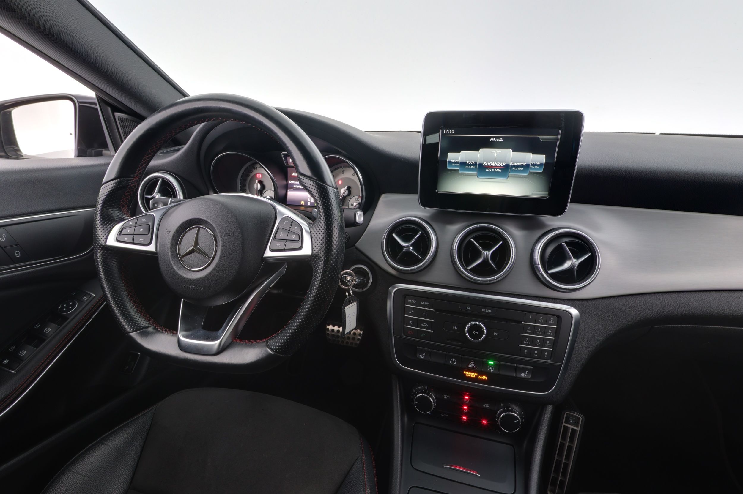 Mercedes-Benz CLA 2015