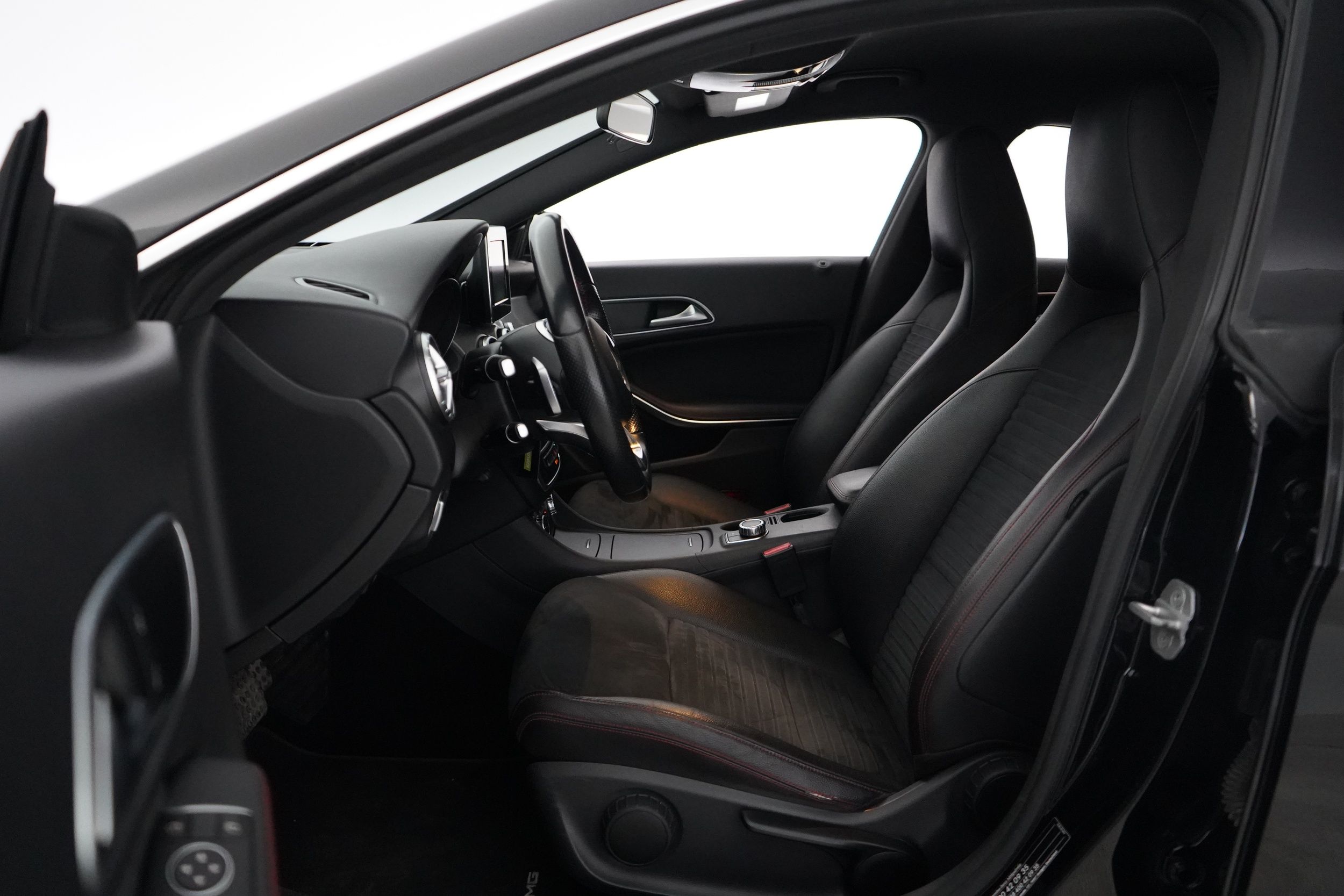Mercedes-Benz CLA 2015
