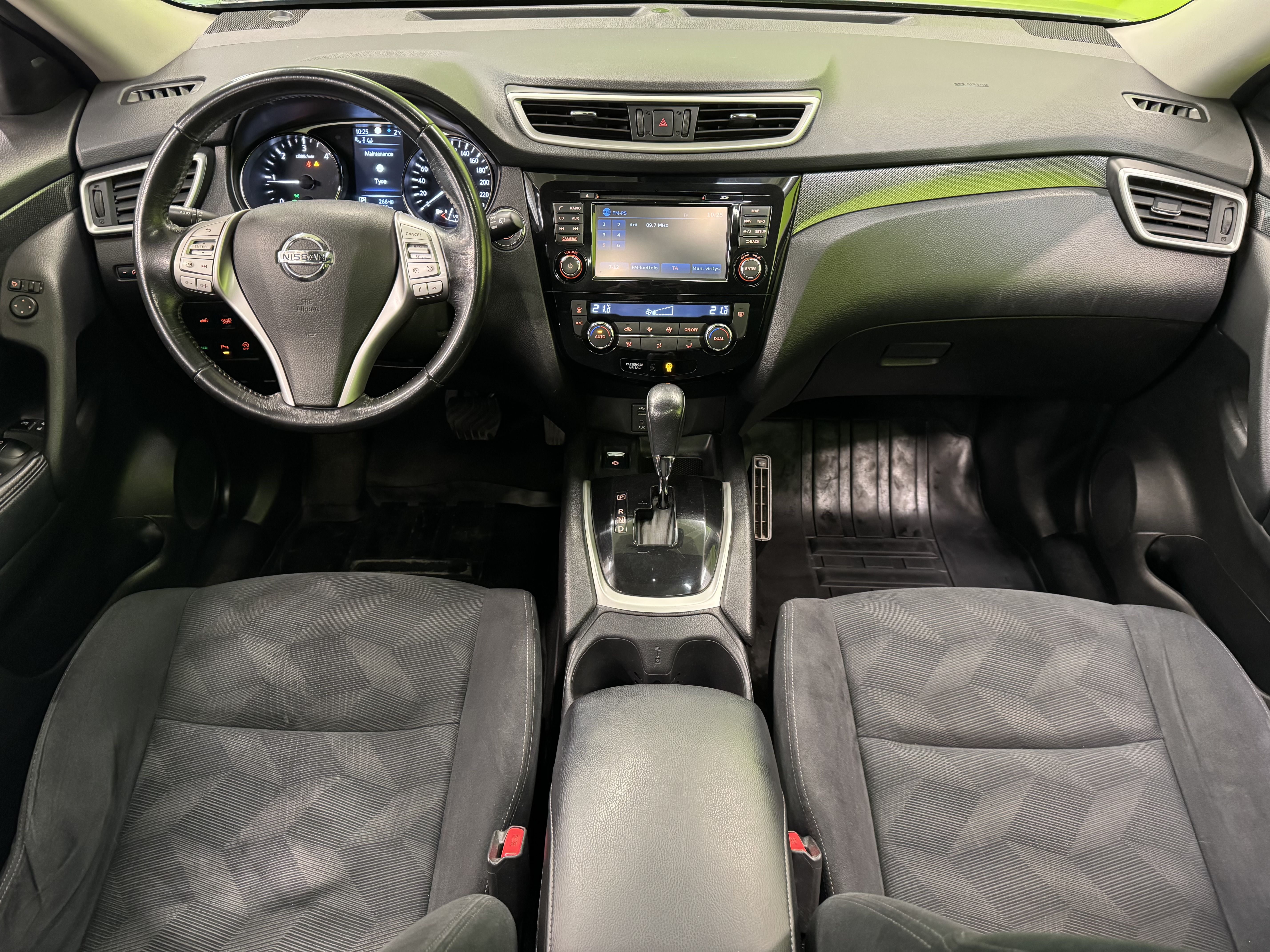 Nissan X-Trail 2016