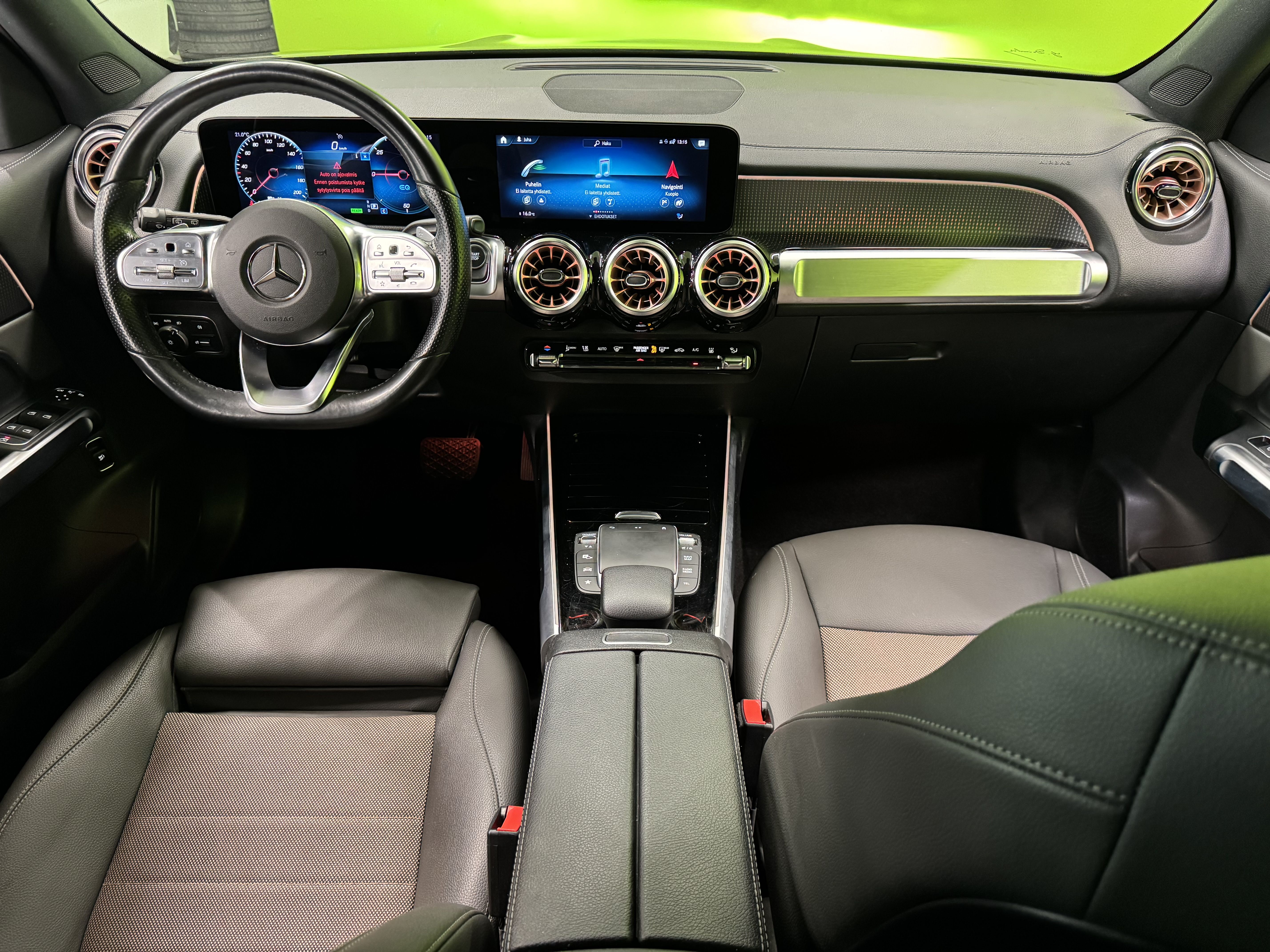 Mercedes-Benz EQB 2022