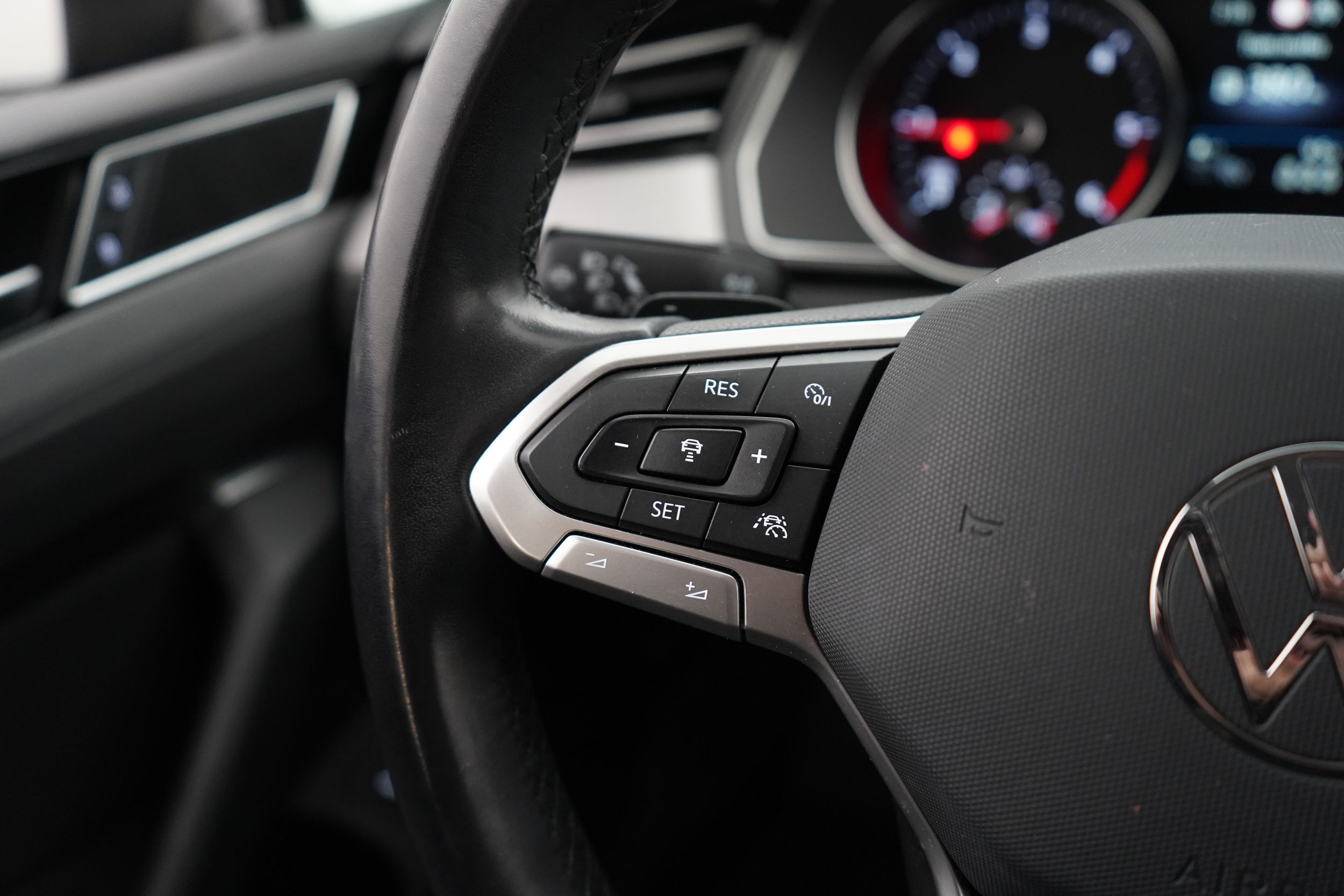 Volkswagen Passat 2022