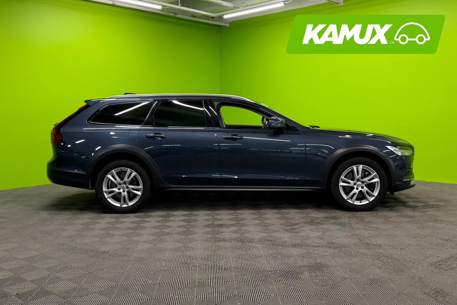 Volvo V90 Cross Country 2022