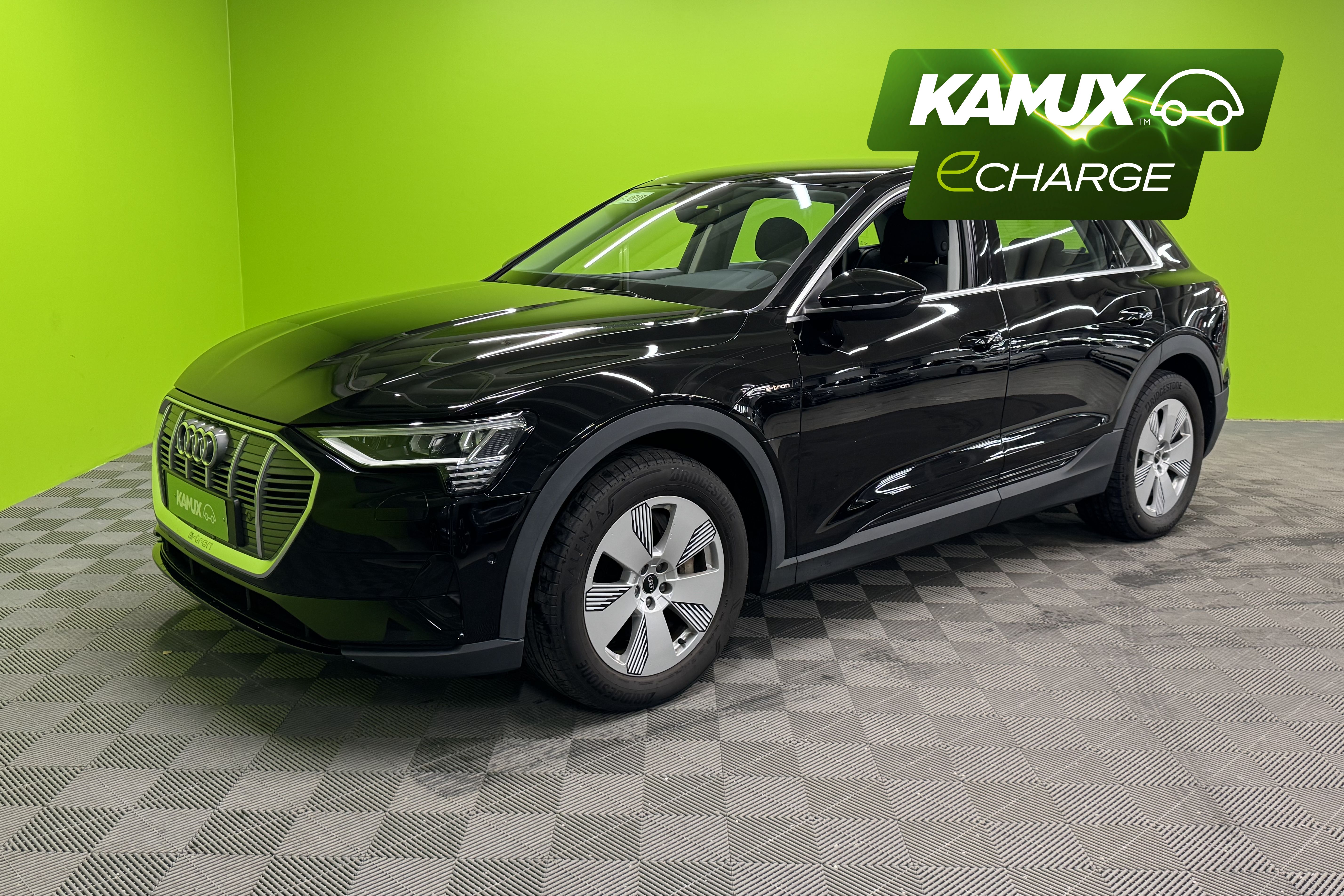 Audi e-tron 2023