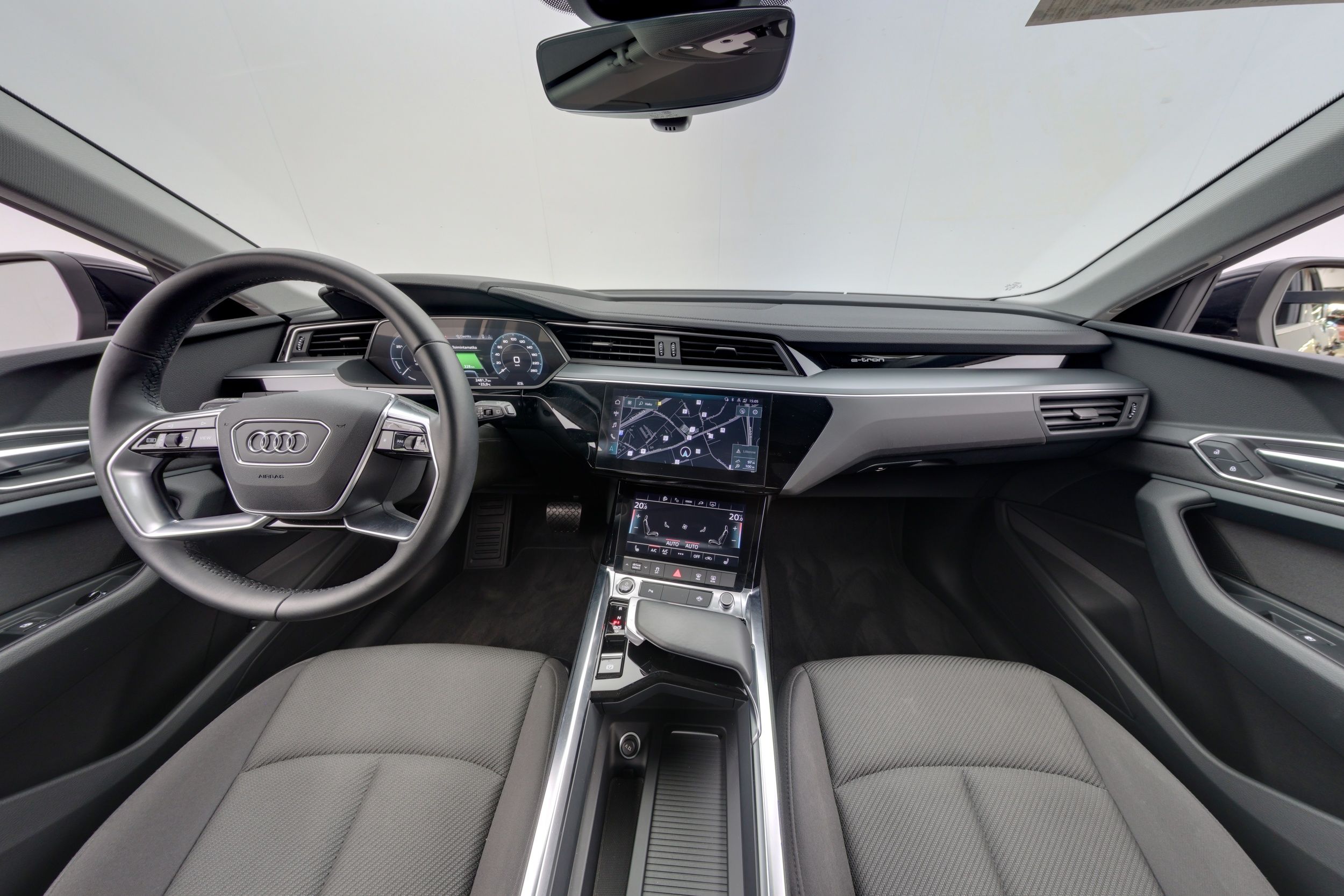 Audi e-tron 2023