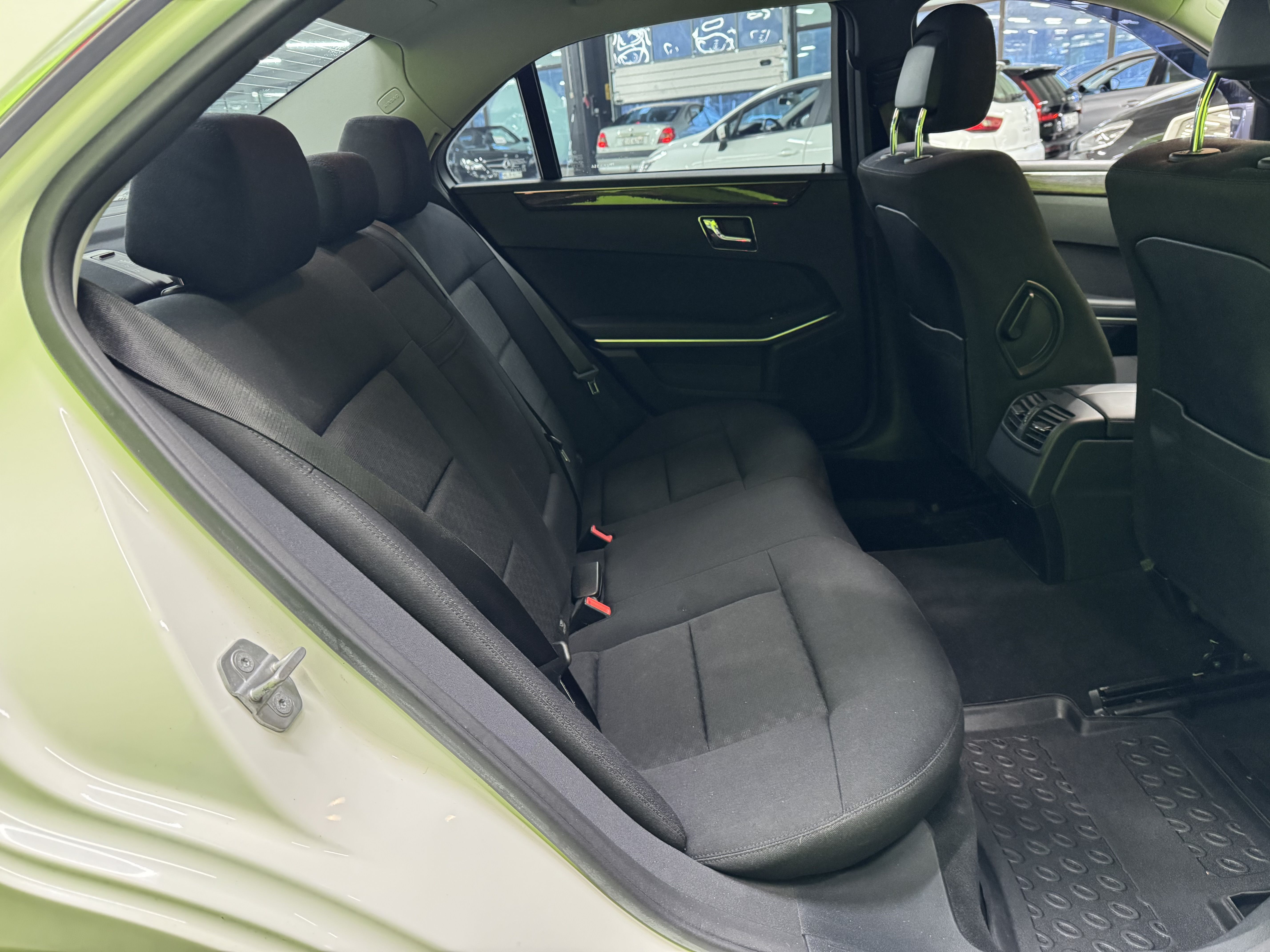 Mercedes-Benz E 2009