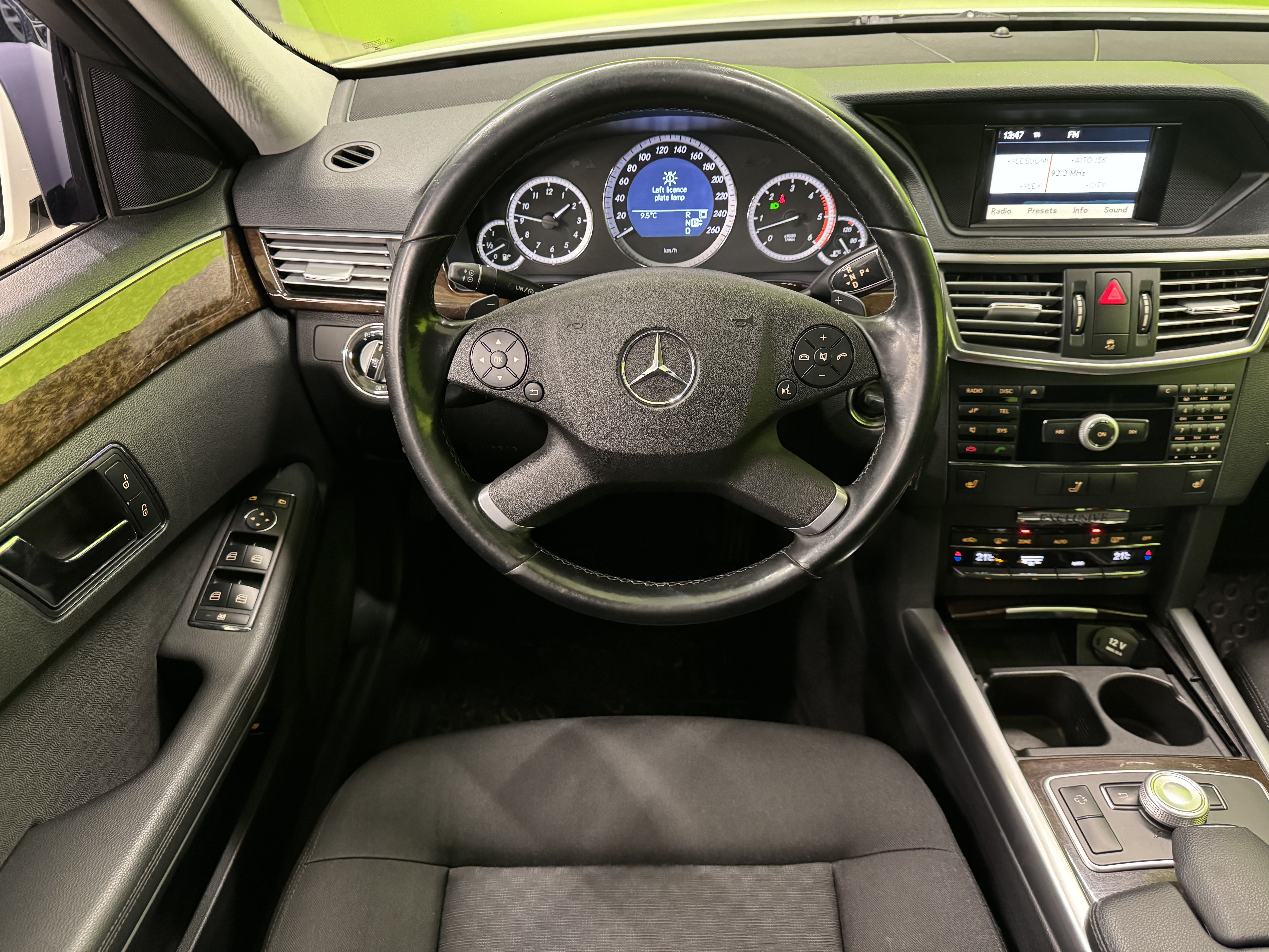 Mercedes-Benz E 2009