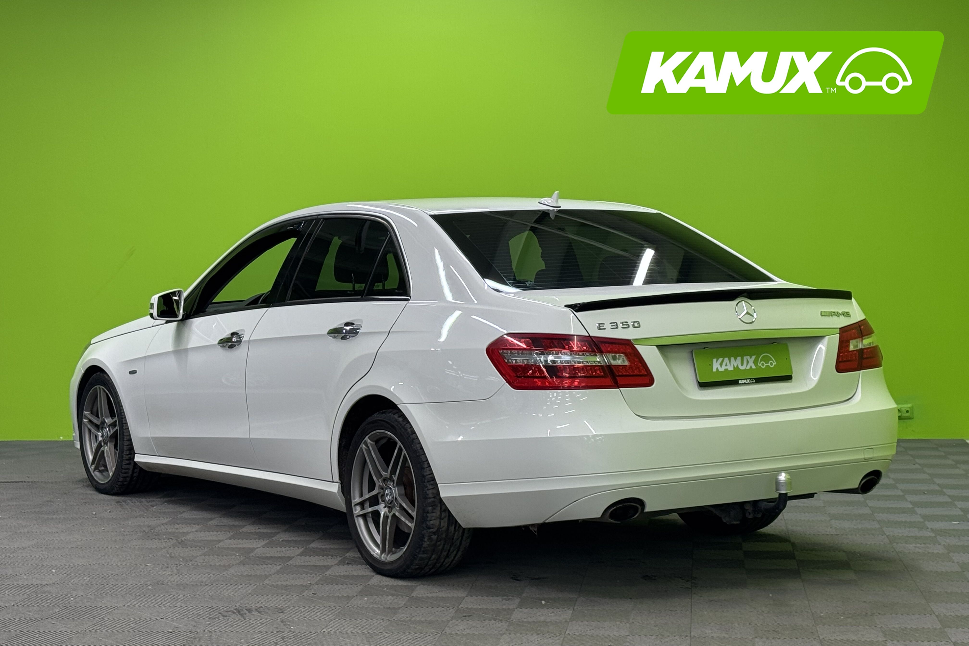 Mercedes-Benz E 2009