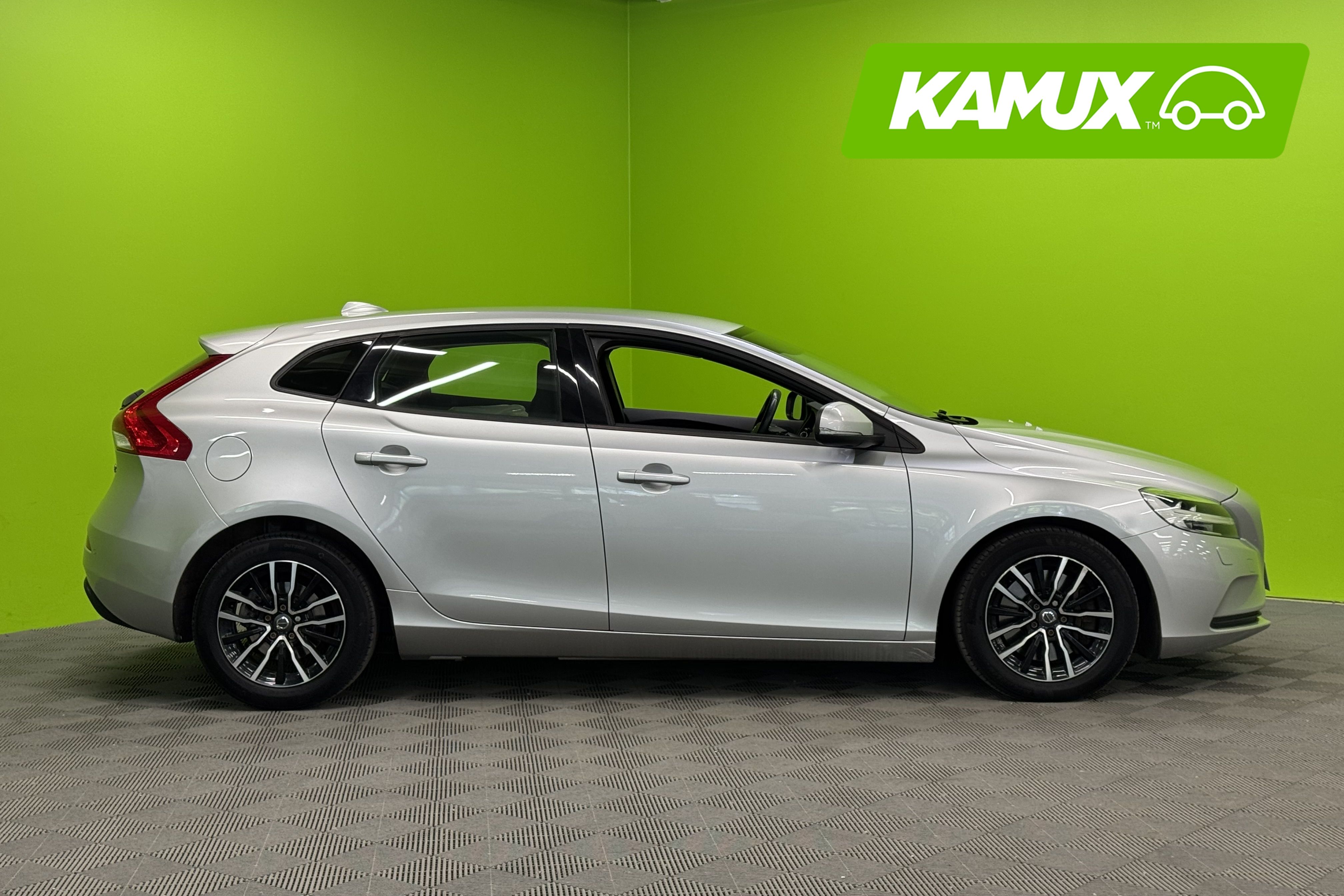 Volvo V40 2017