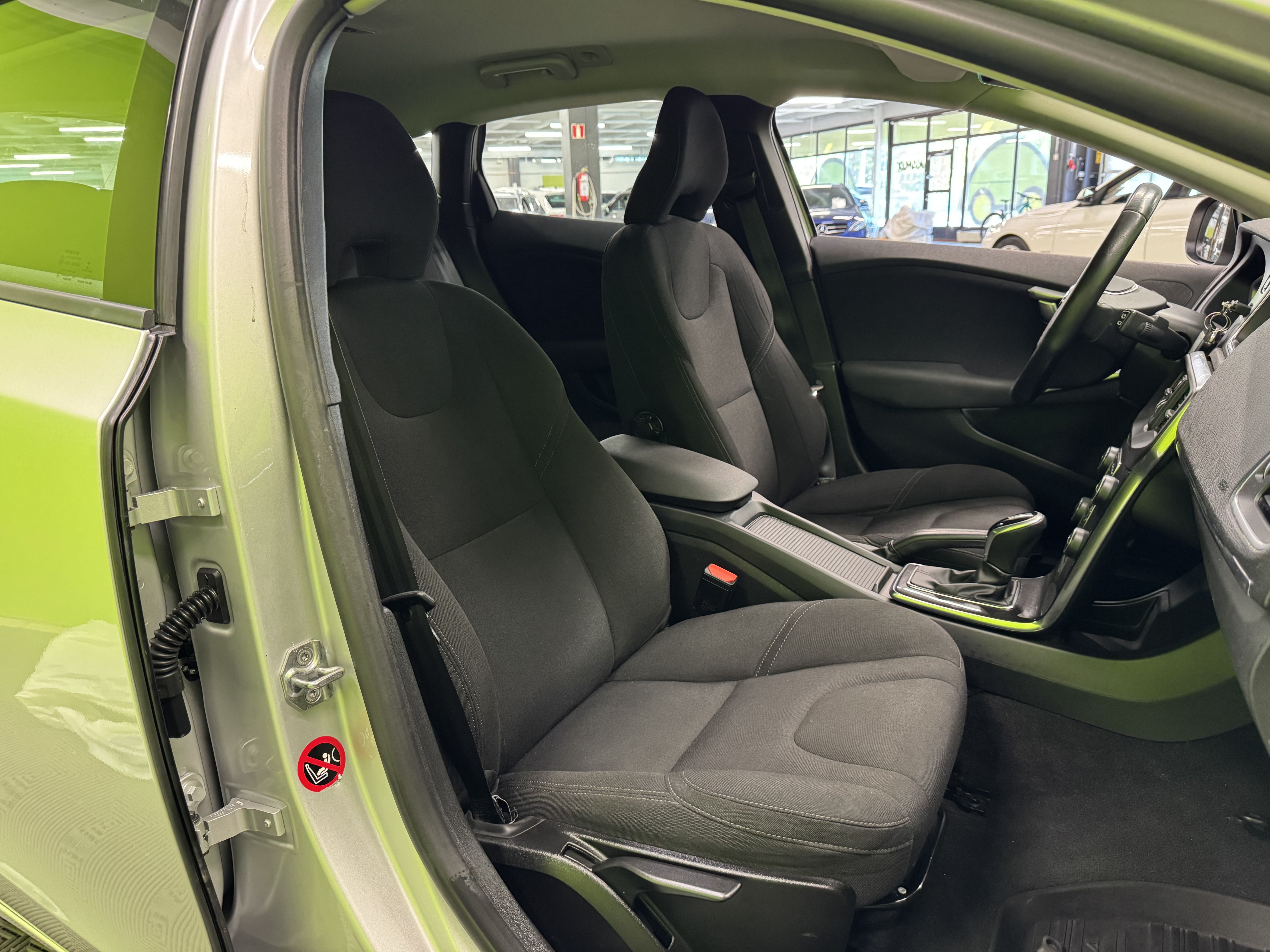 Volvo V40 2017
