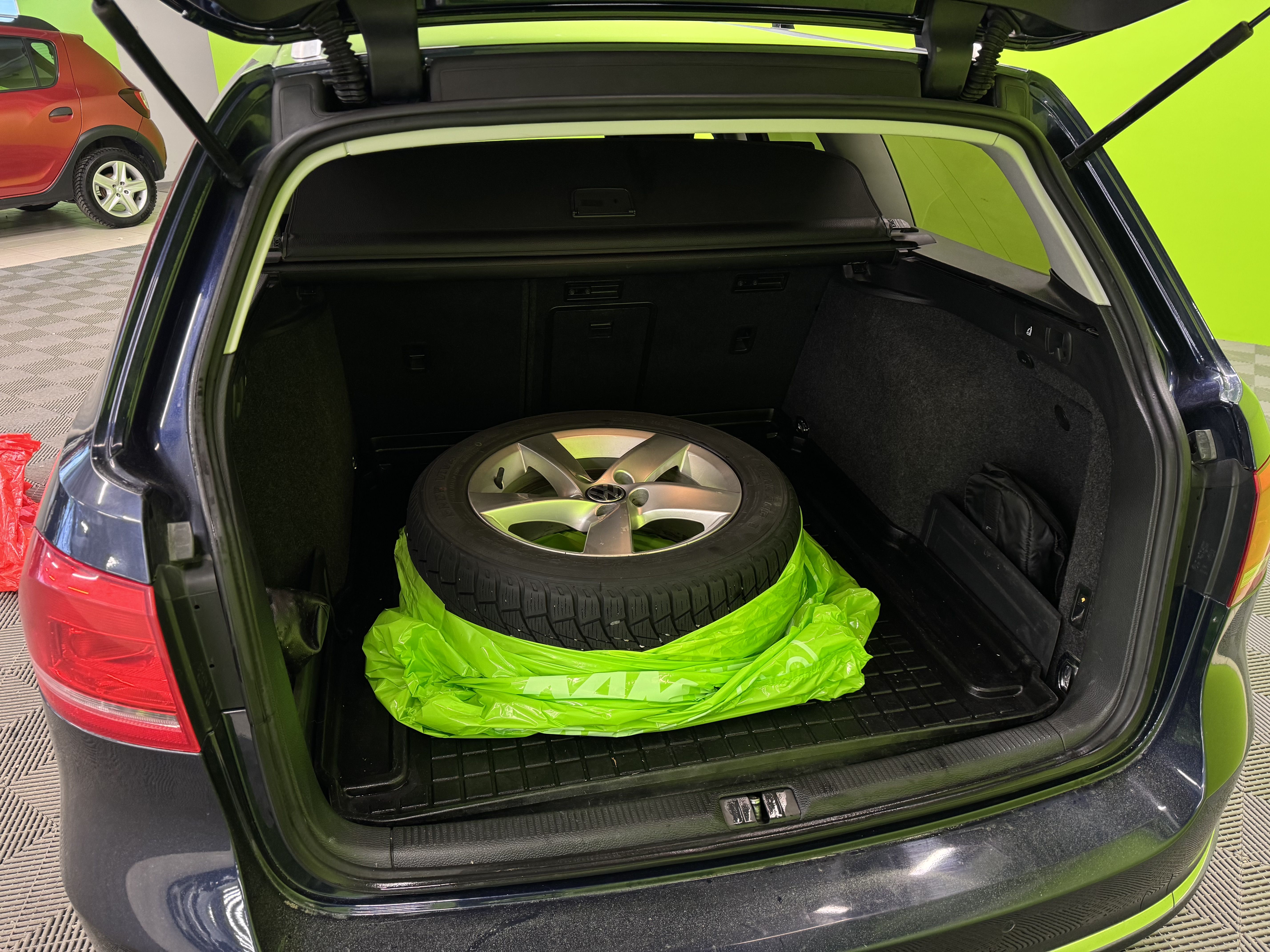 Volkswagen Passat 2011