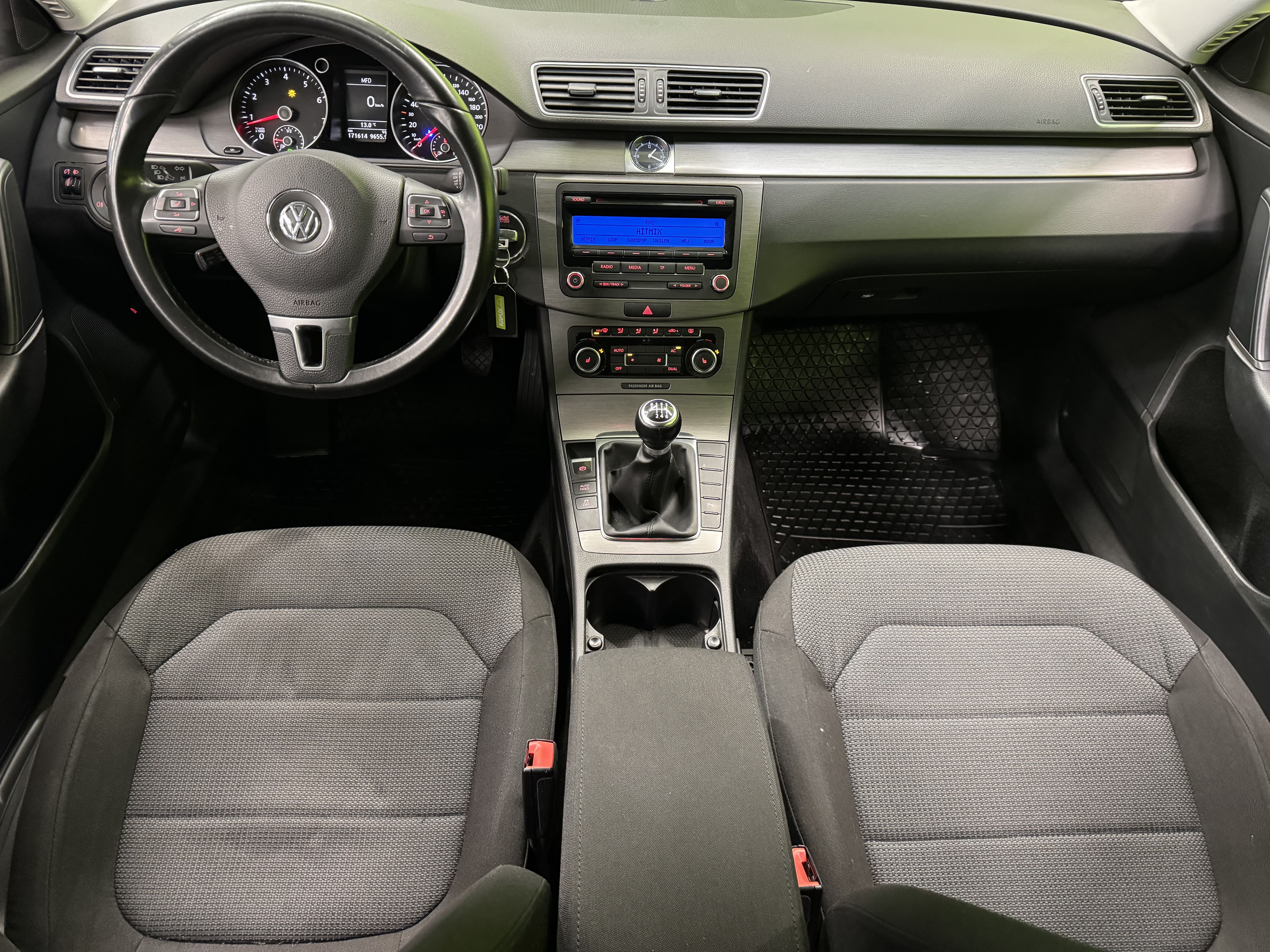 Volkswagen Passat 2011