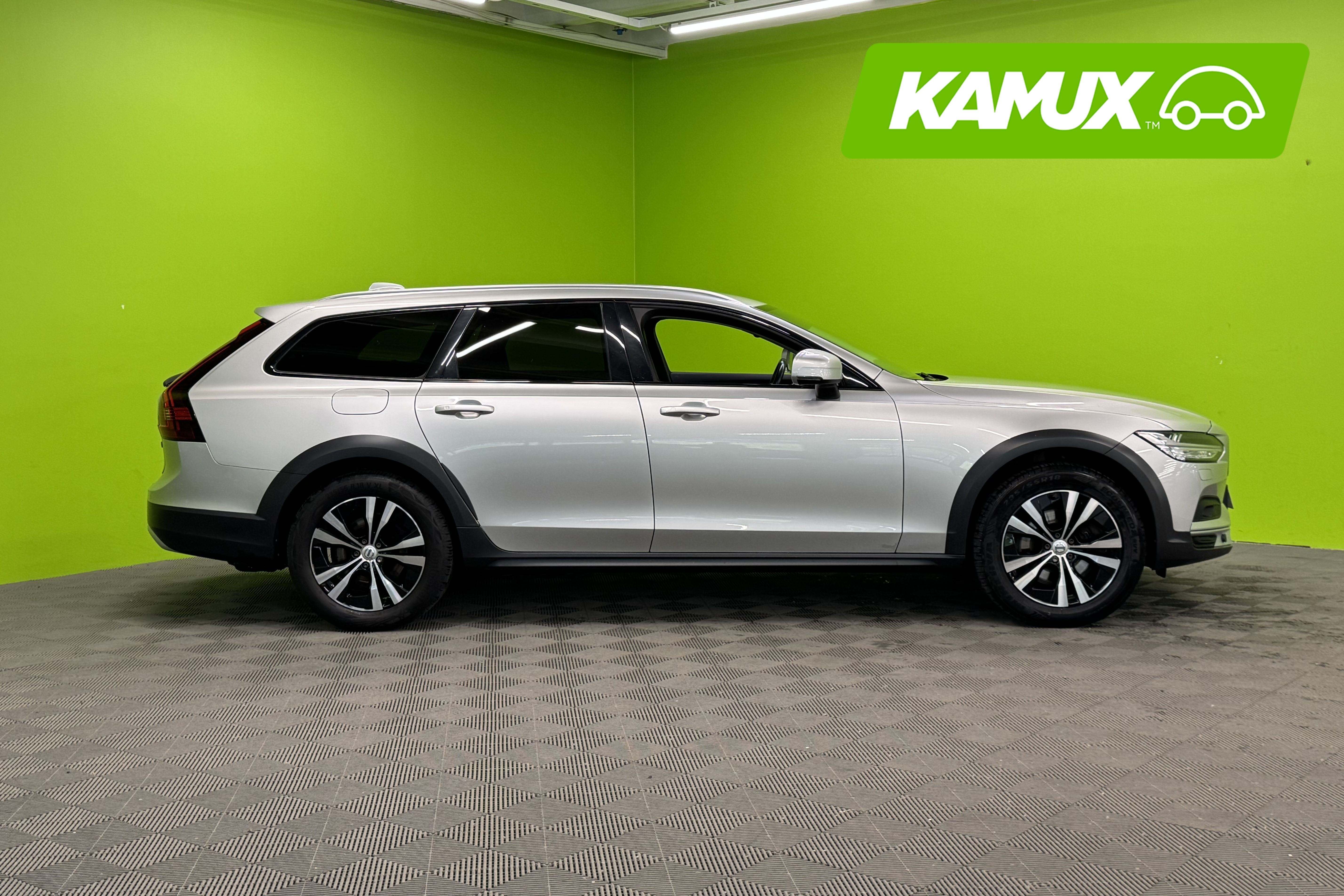 Volvo V90 Cross Country 2021