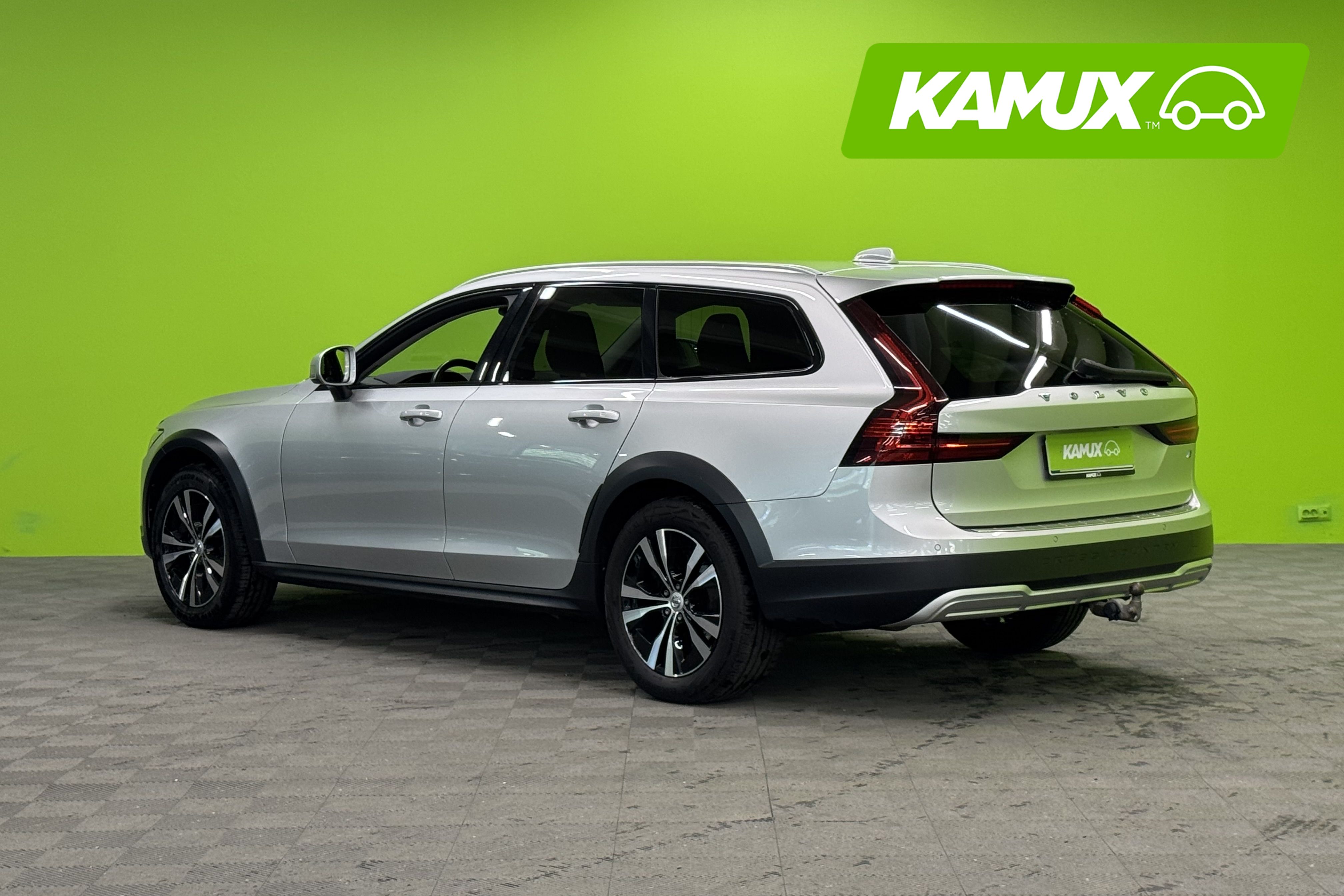 Volvo V90 Cross Country 2021