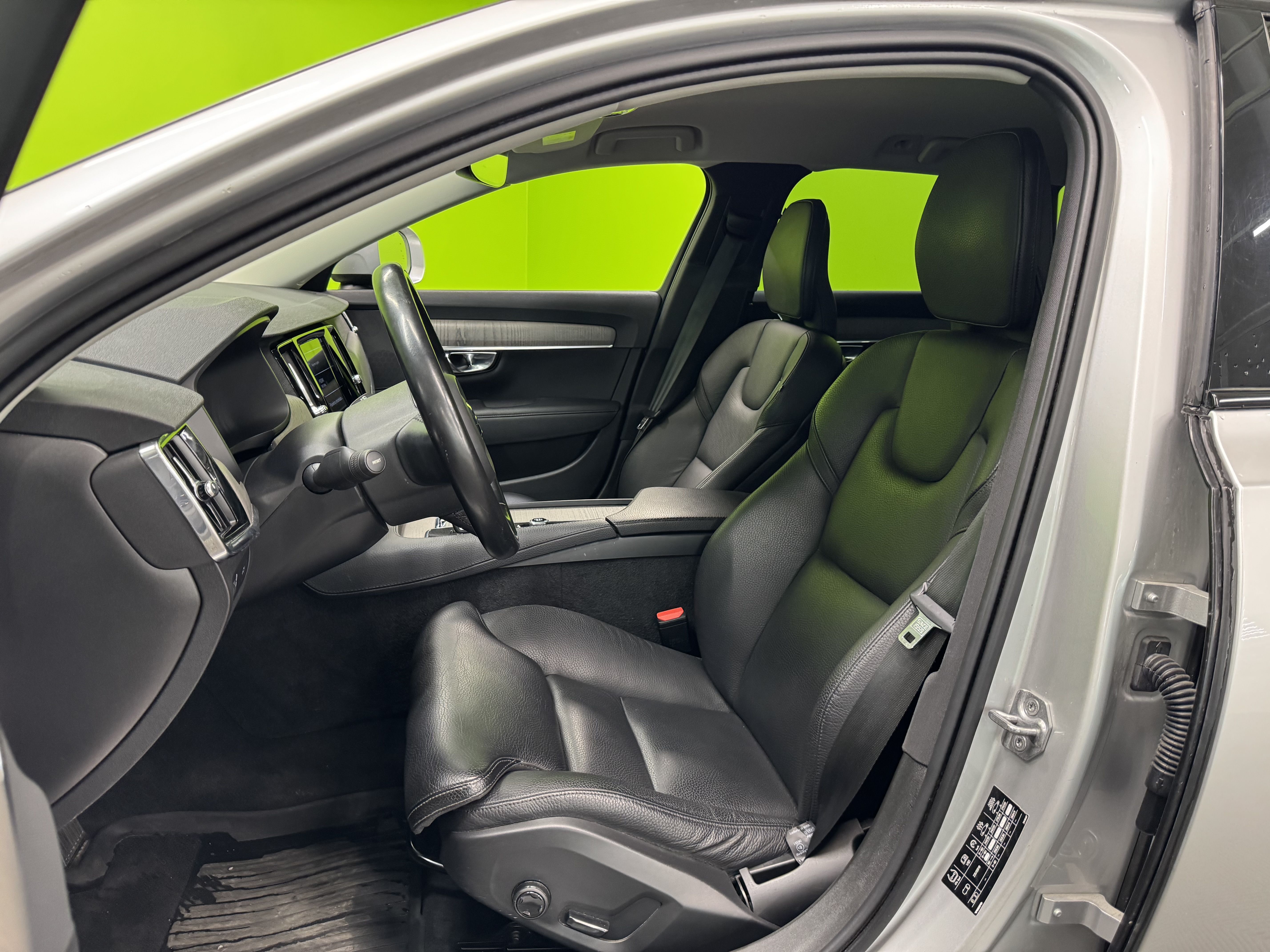 Volvo V90 Cross Country 2021