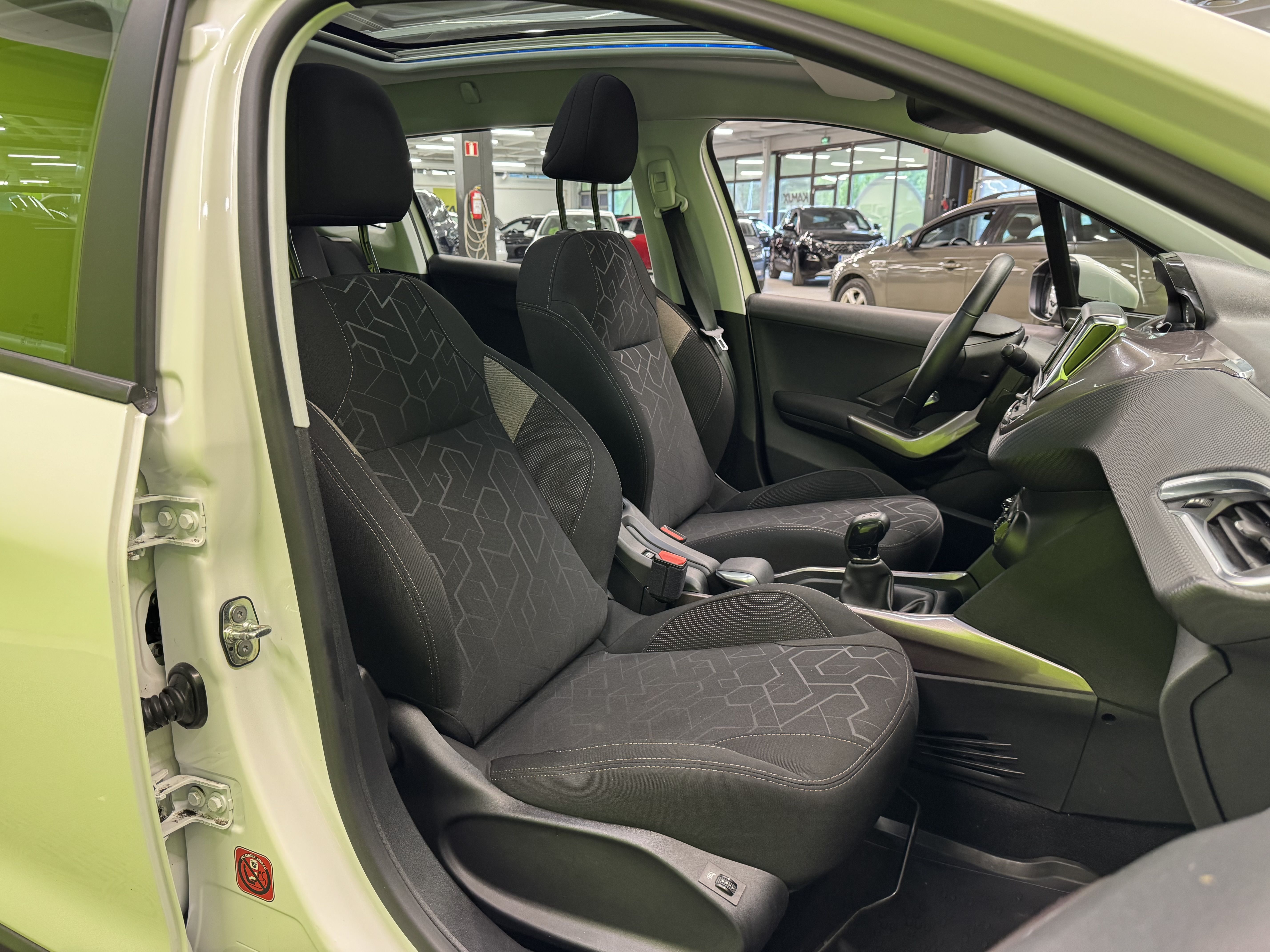 Peugeot 2008 2014
