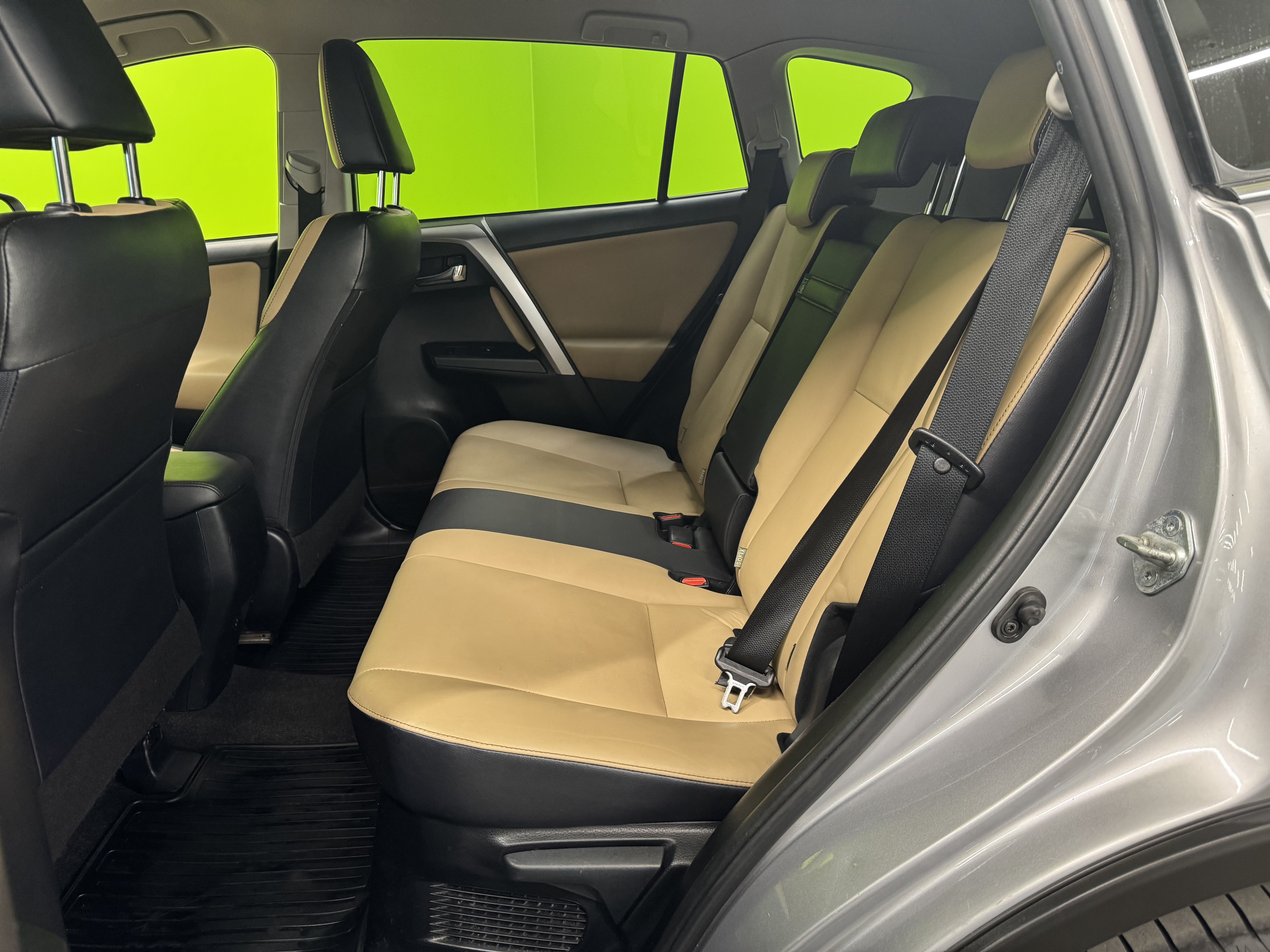 Toyota RAV4 2017