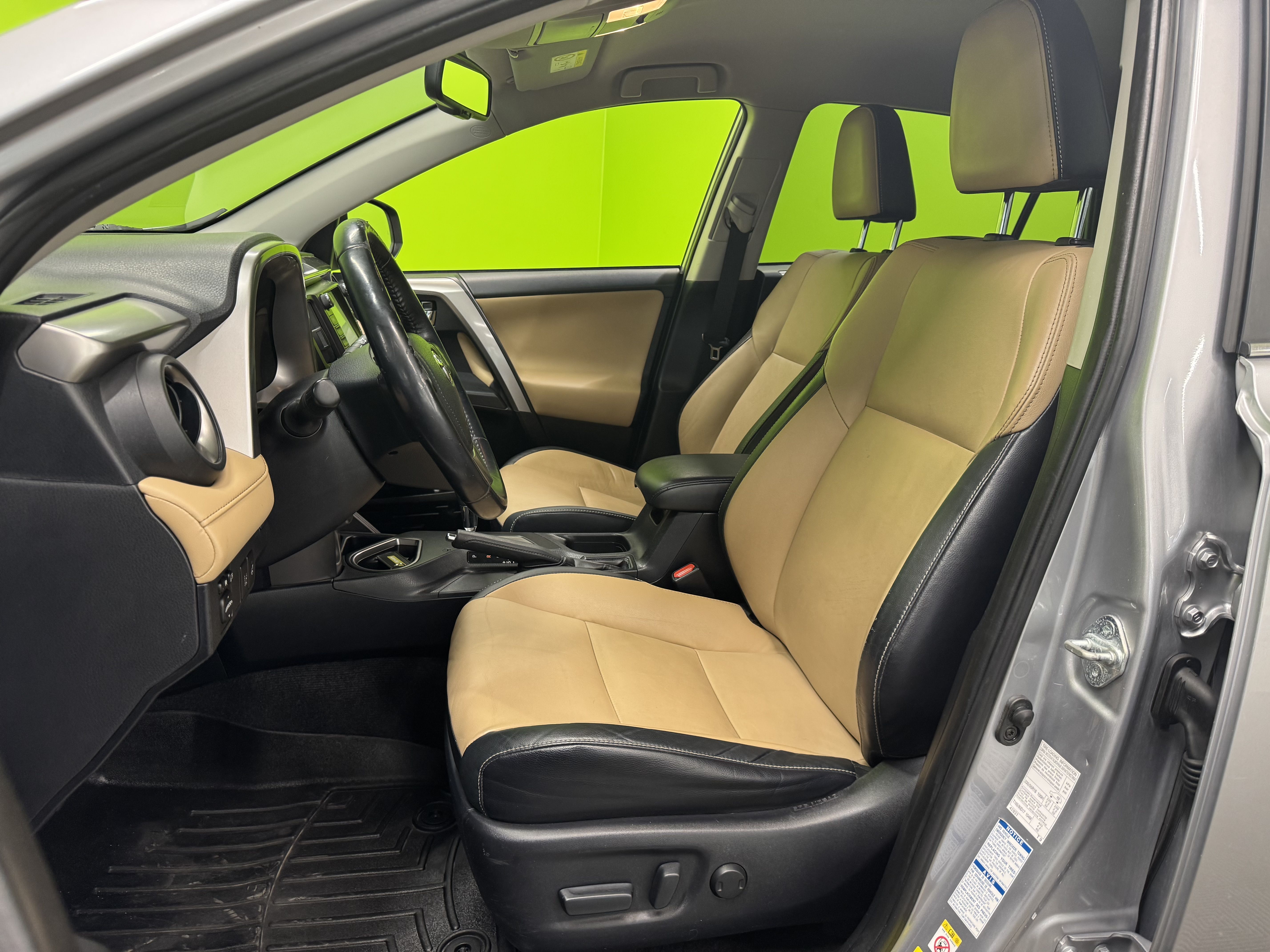 Toyota RAV4 2017