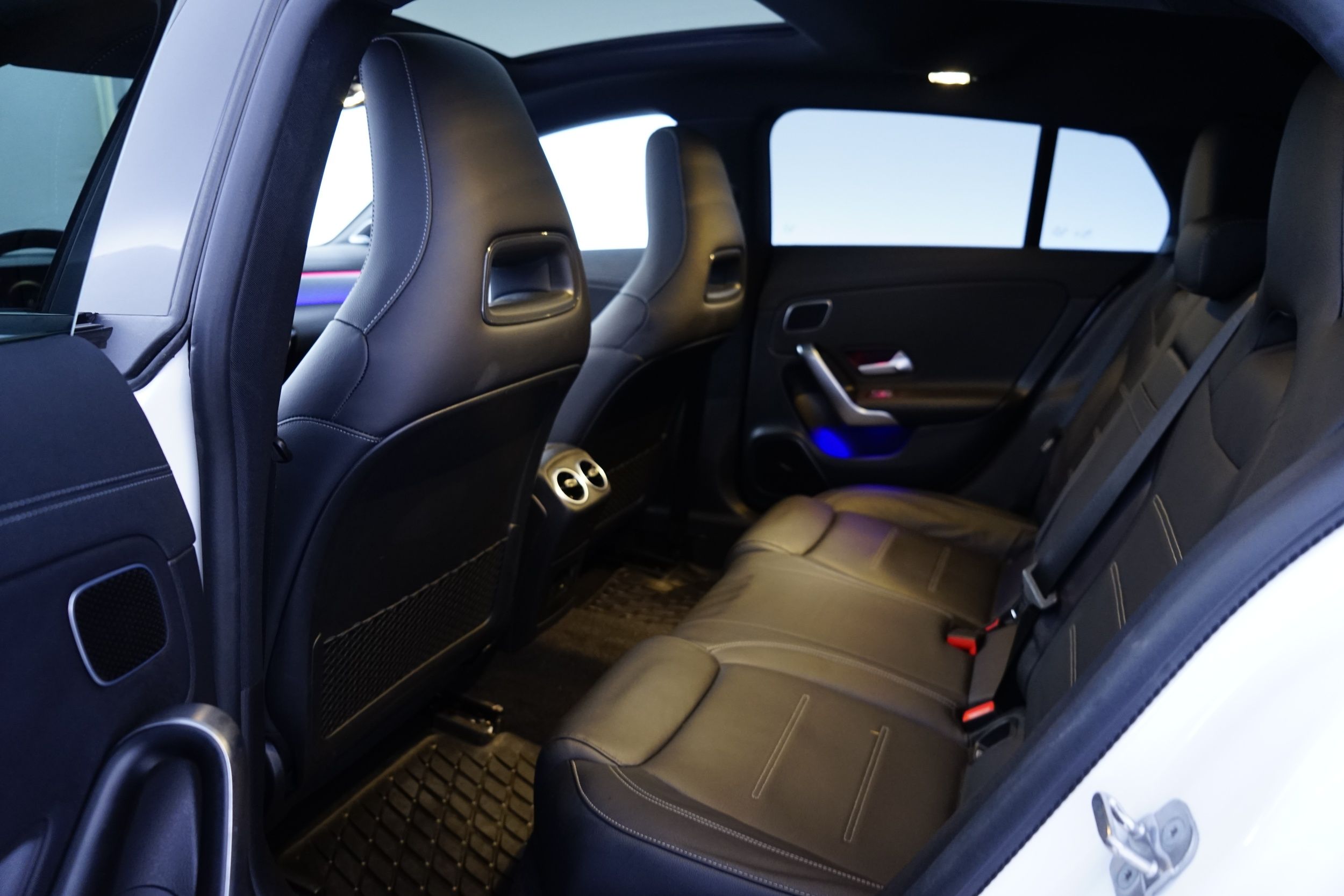 Mercedes-Benz CLA 2023