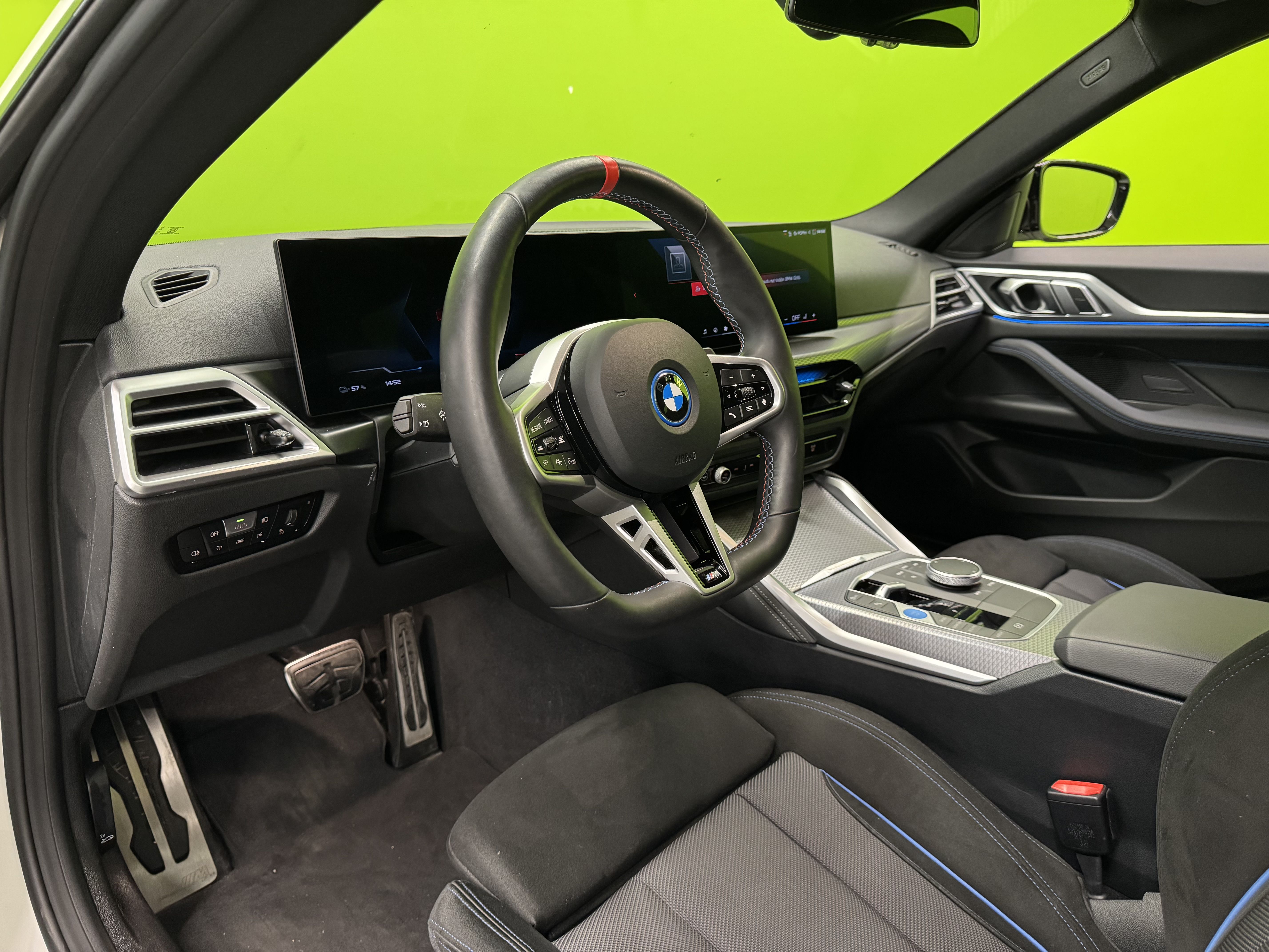 BMW i4 2025