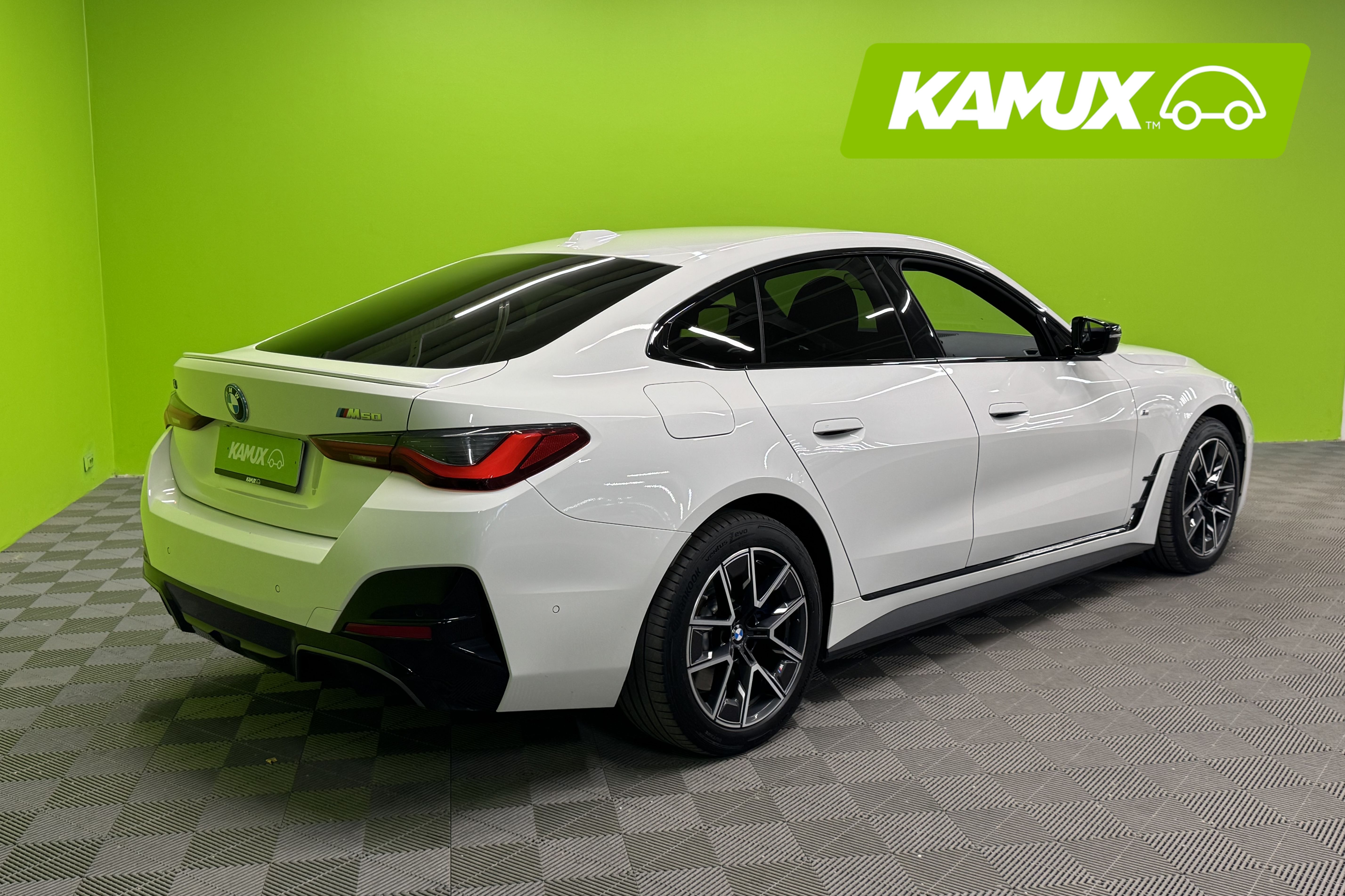 BMW i4 2025