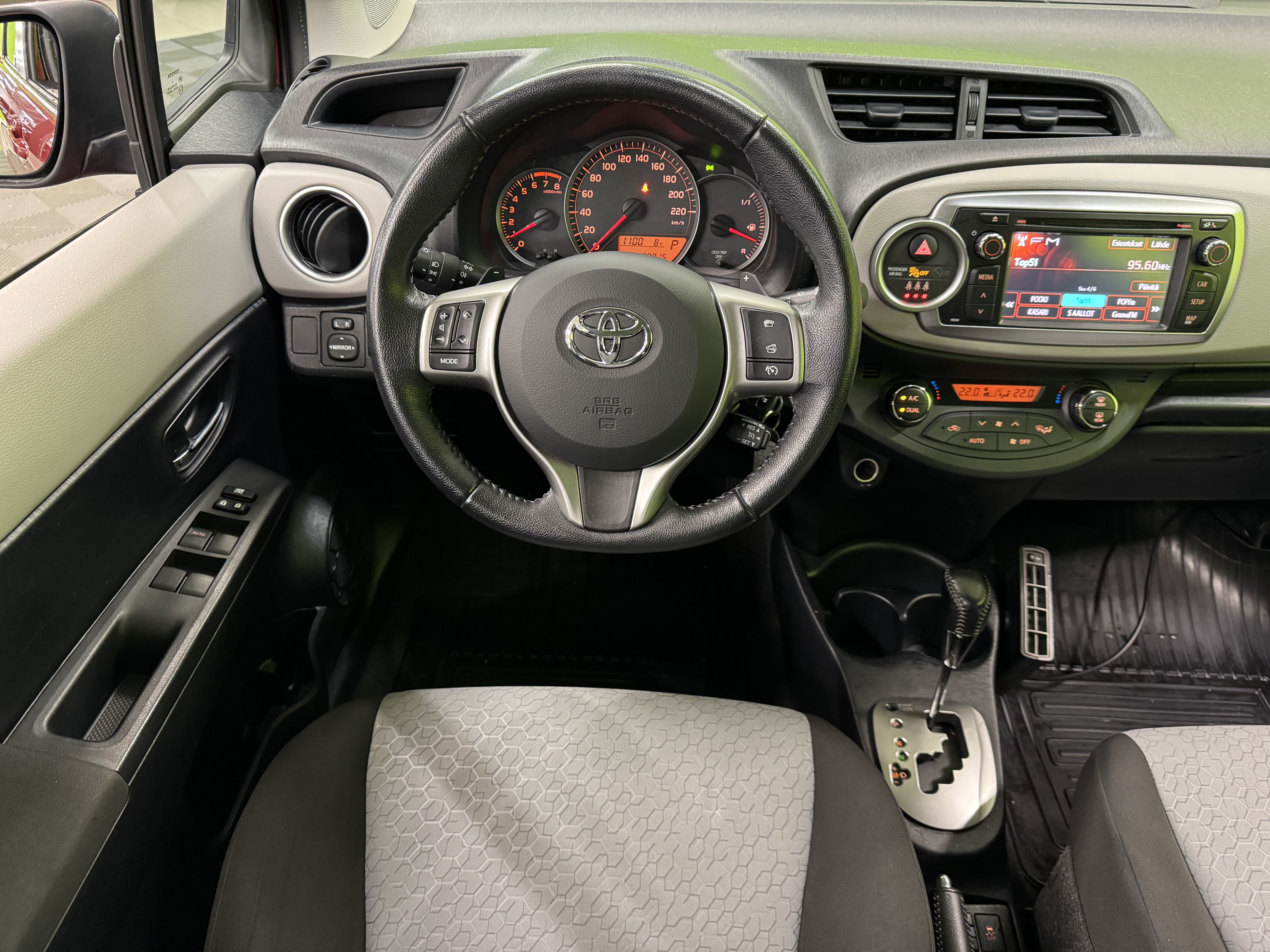 Toyota Yaris 2012