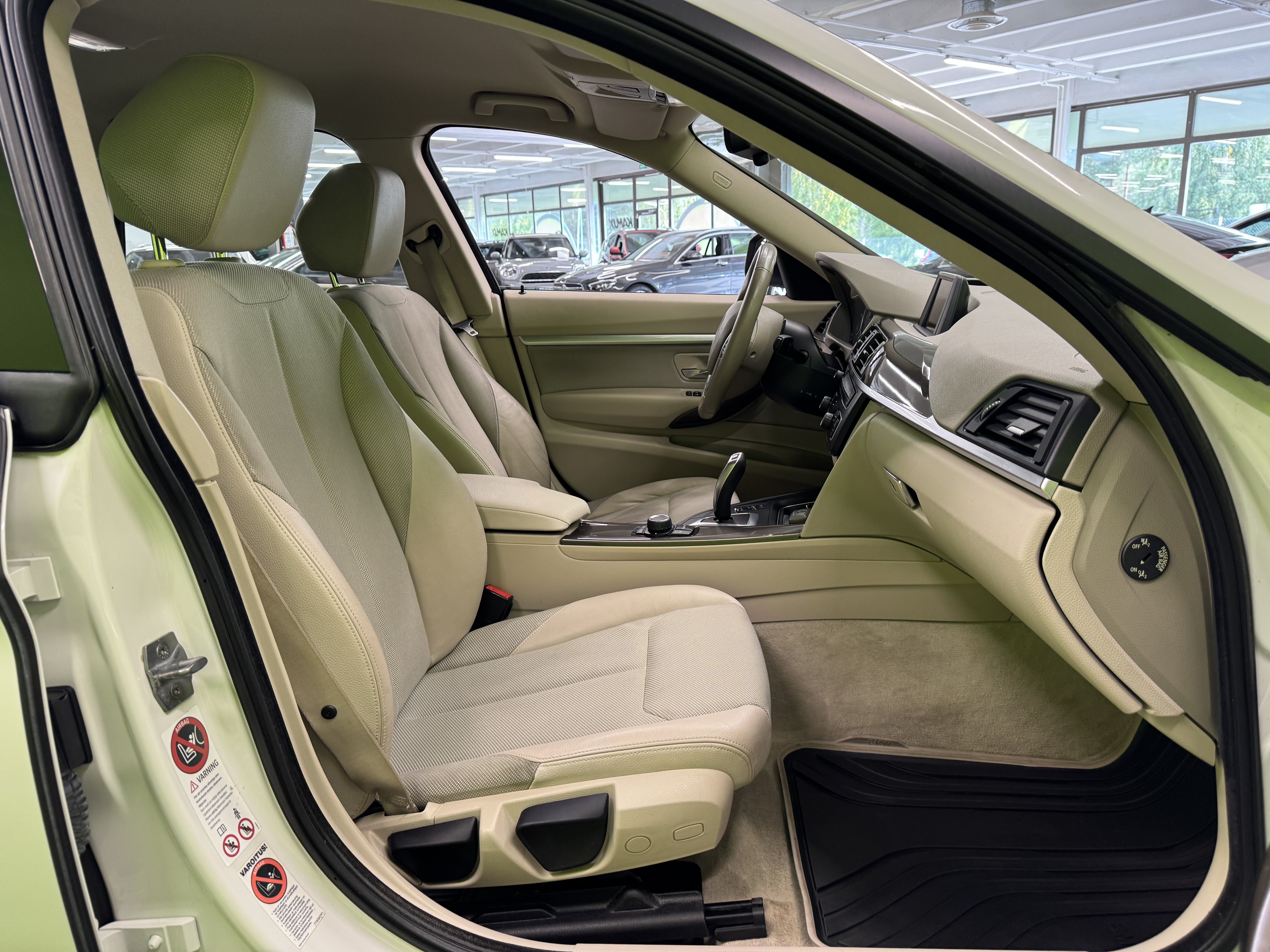 BMW 320 Gran Turismo 2013