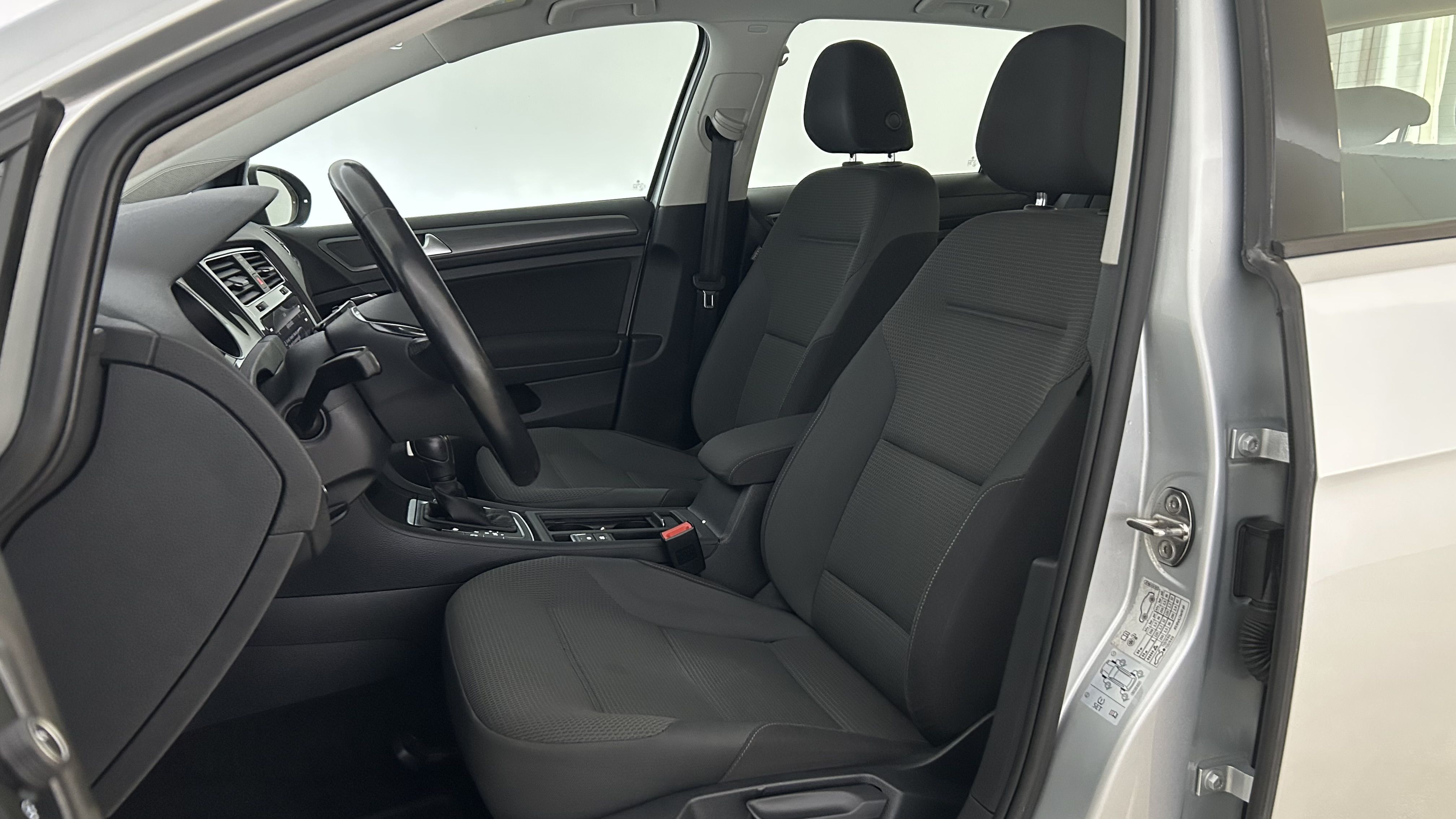 Volkswagen Golf 2020