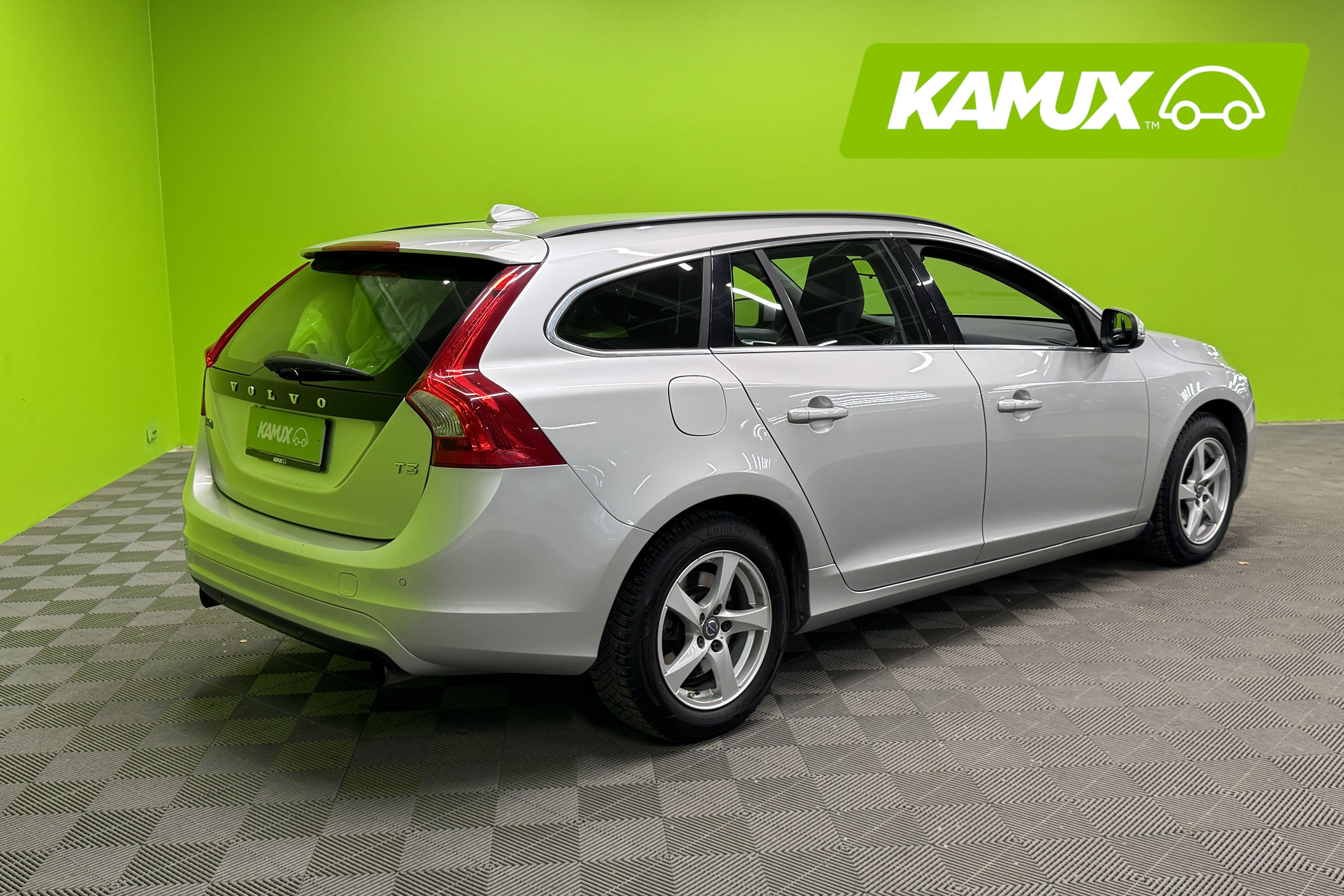 Volvo V60 2015