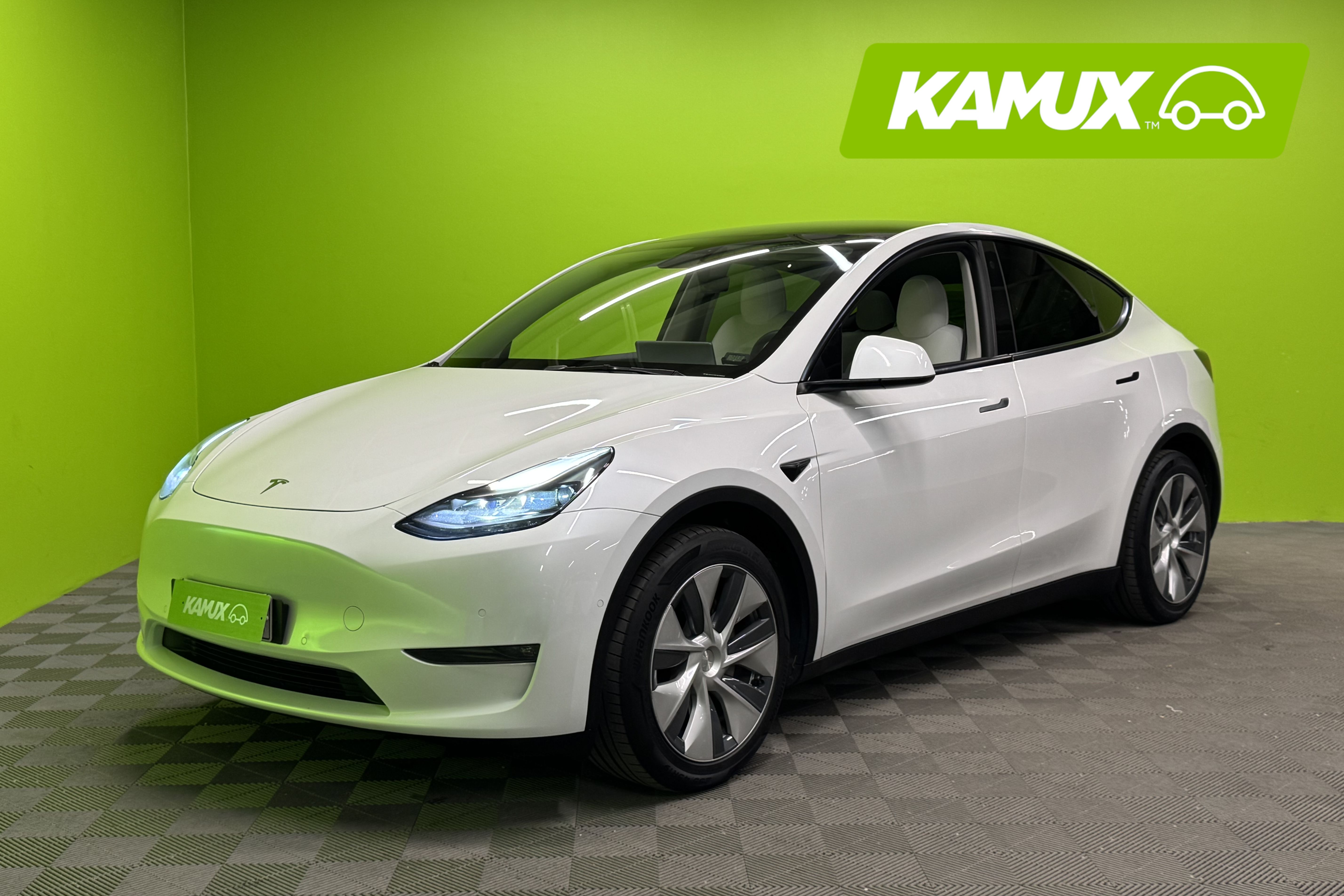 Tesla Model Y 2021