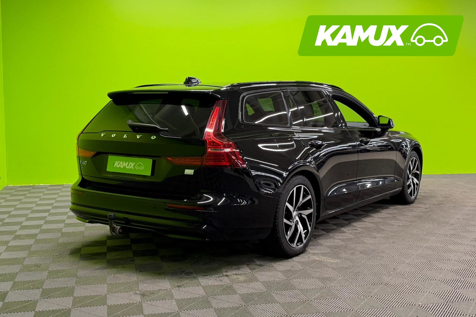 Volvo V60 2023