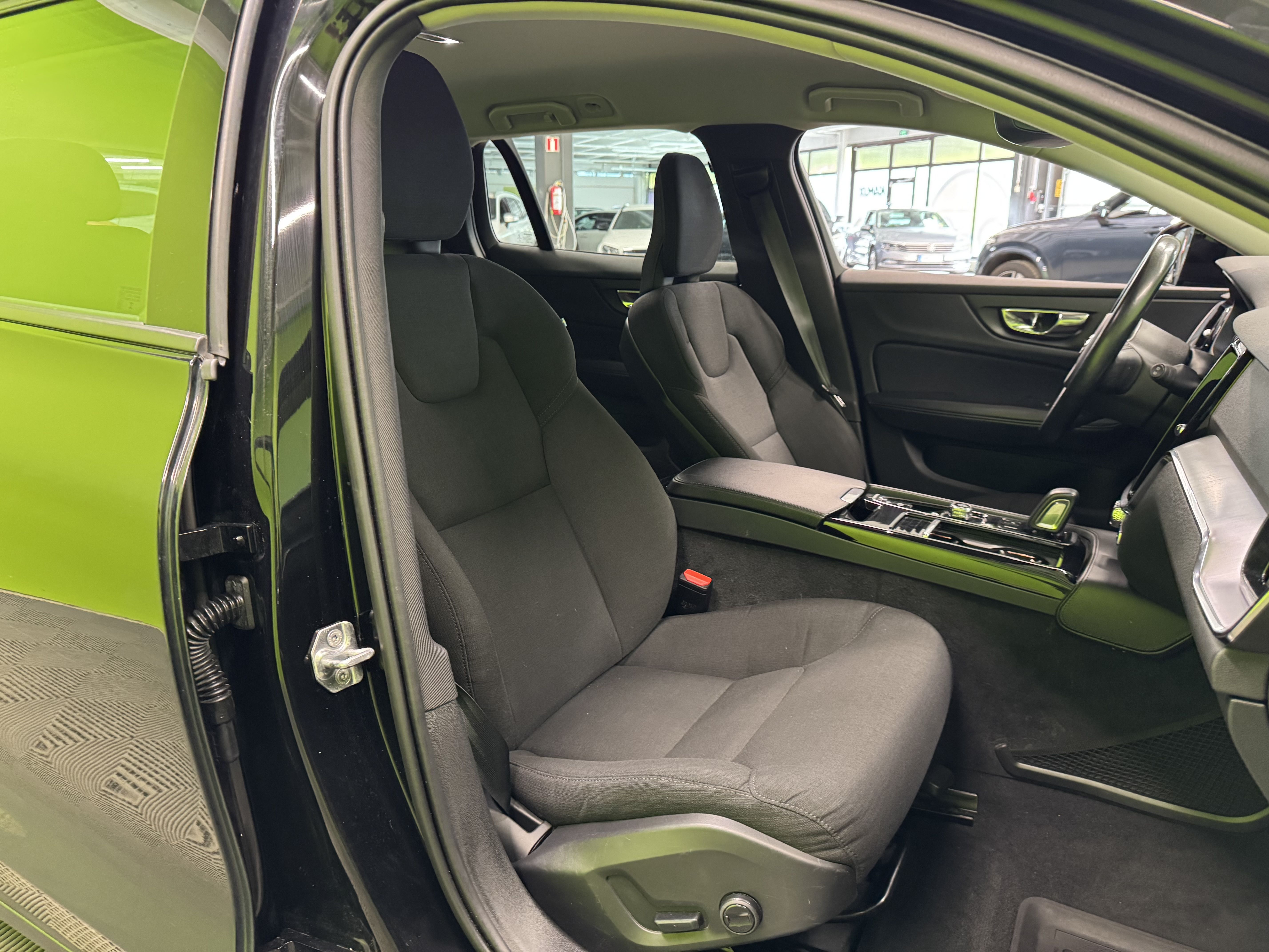 Volvo V60 2020